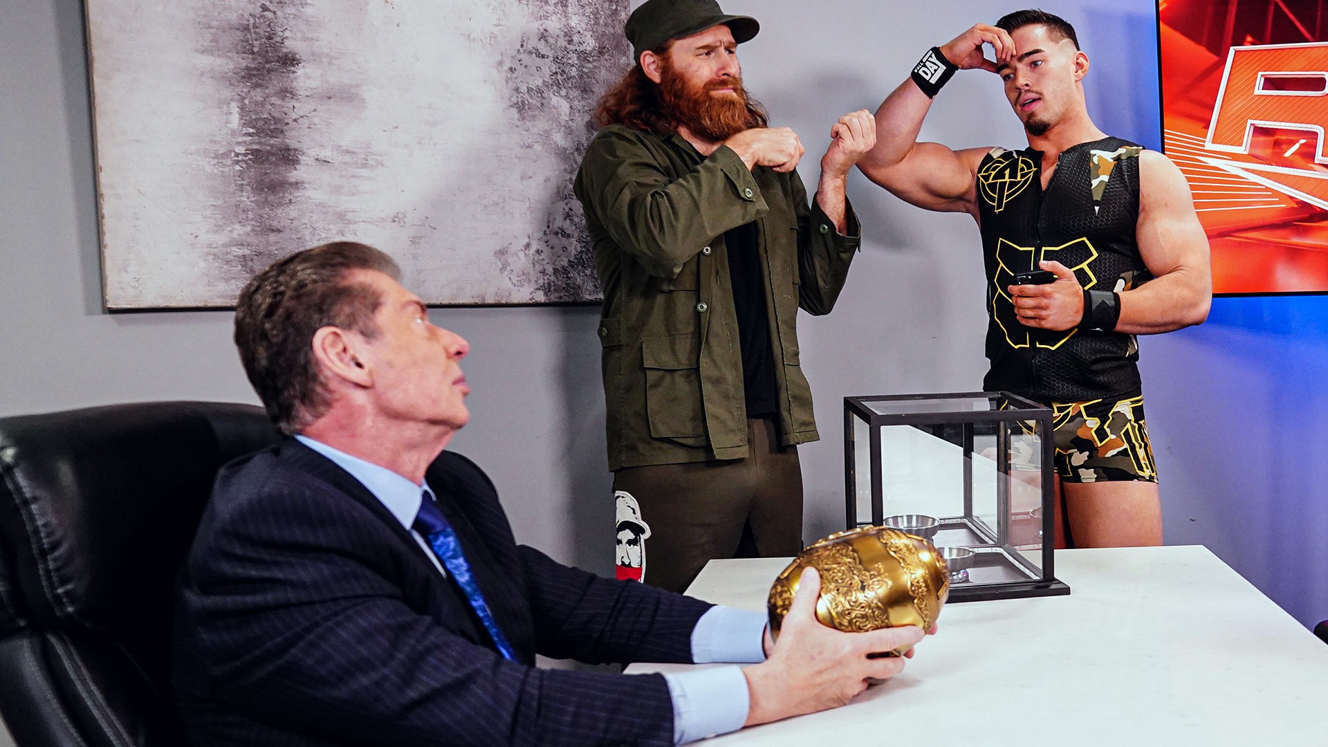 O RAW foi sobre o ovo de Vince McMahon