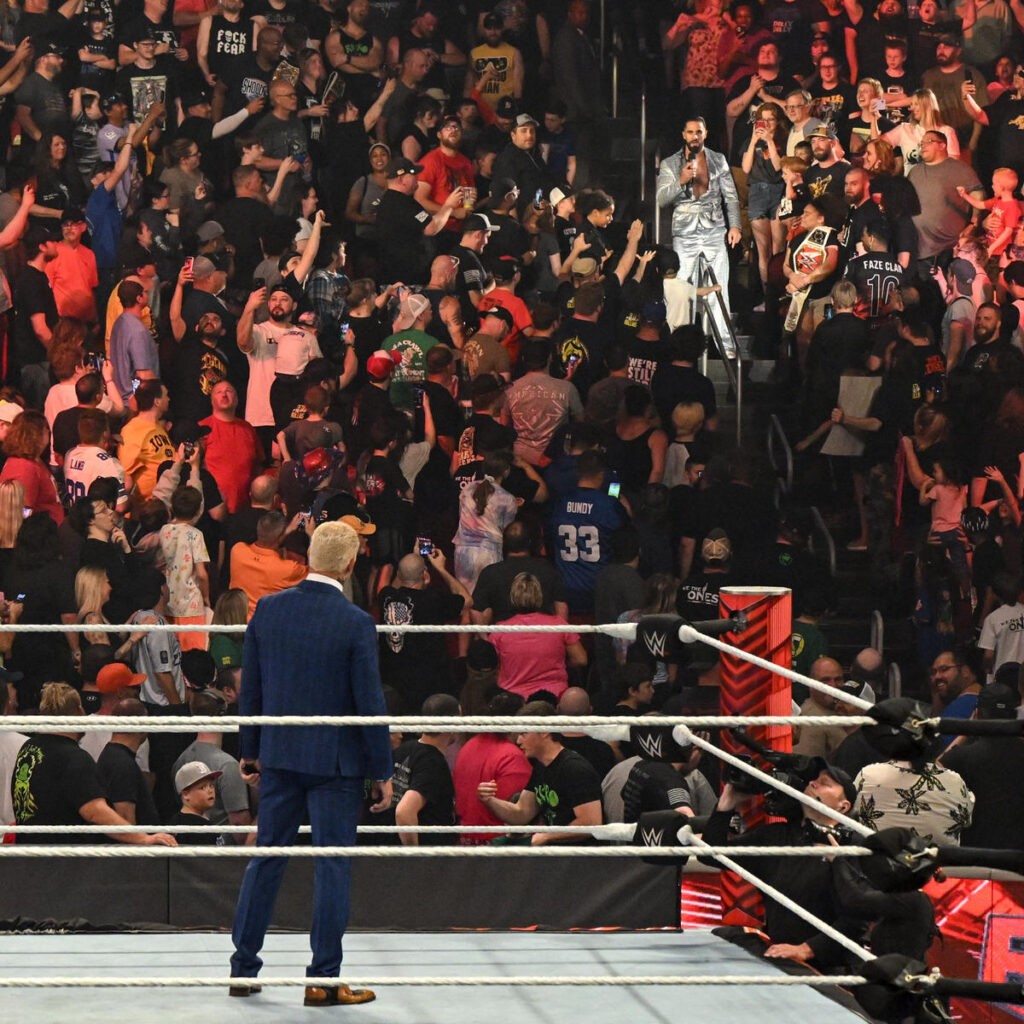 Cody Rhodes e Seth Rollins estão, ambos, na rota dos cinturões de Roman Reigns