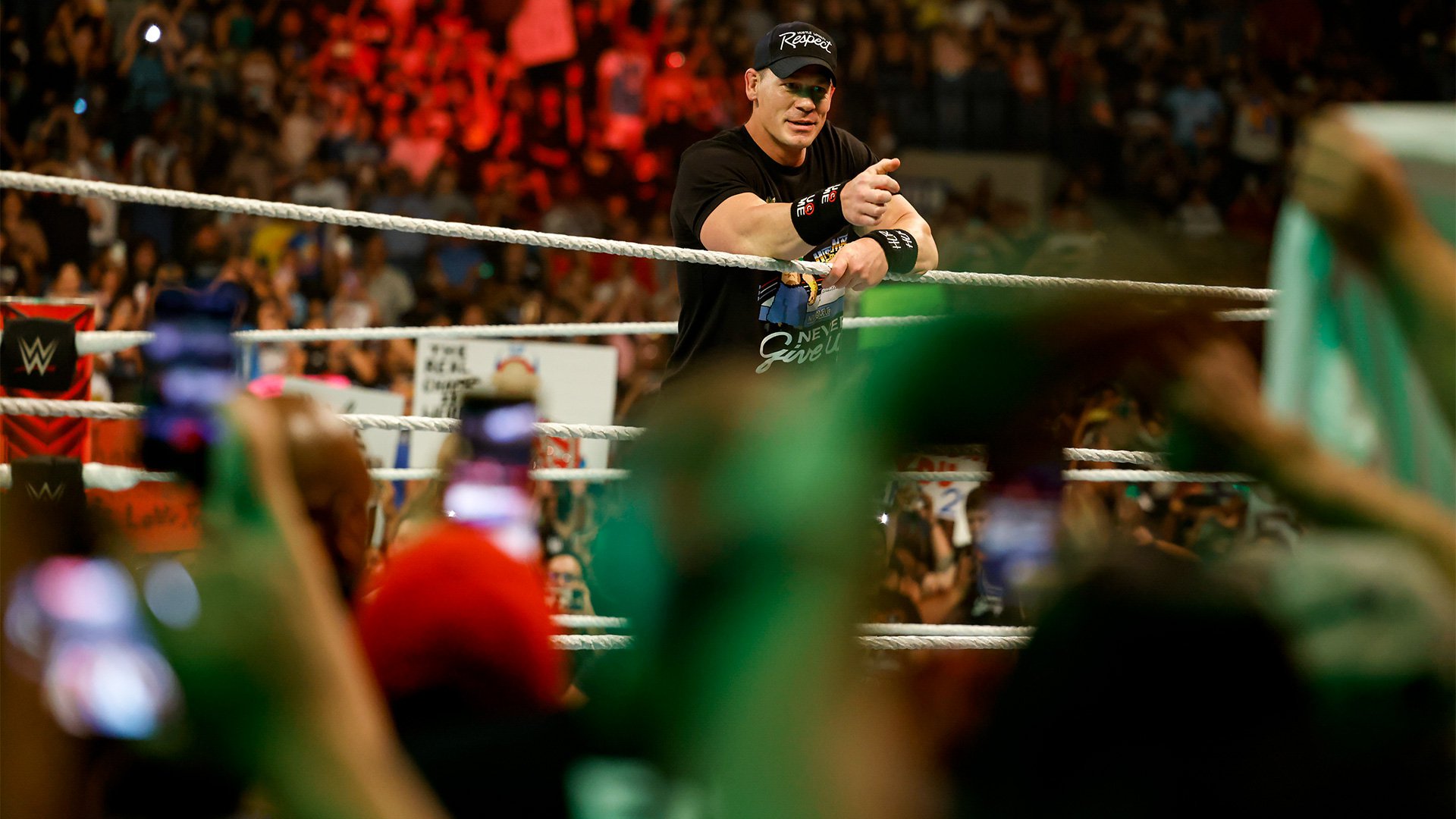 John Cena teve seu primeiro dia de lenda na WWE