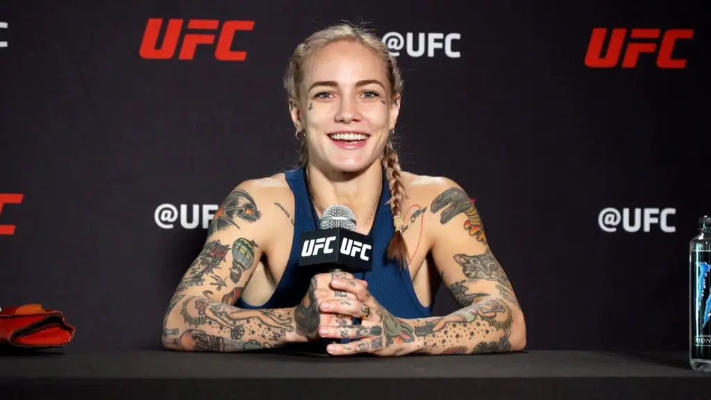 Jessica-Rose Clark entrará com Sexy Boy de Shawn Michaels no UFC 276