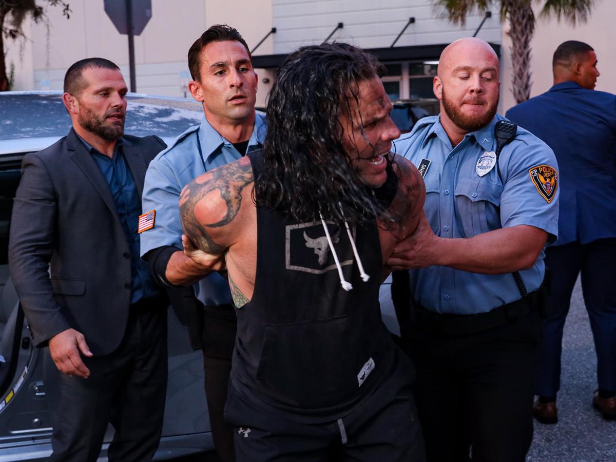 Jeff Hardy teve a prisão decretada ao dirigir embriagado