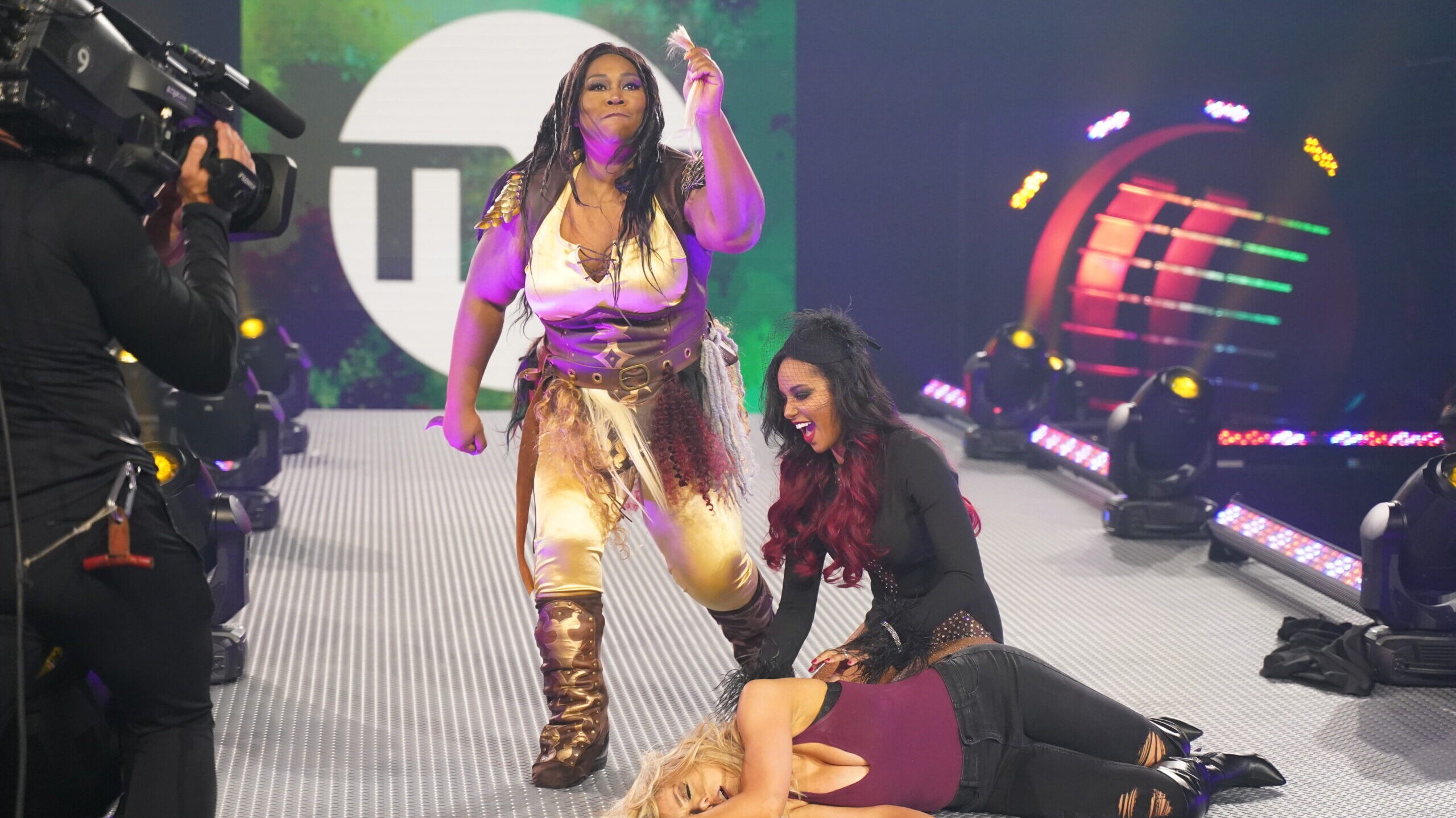 Awesome Kong dispara críticas à AEW