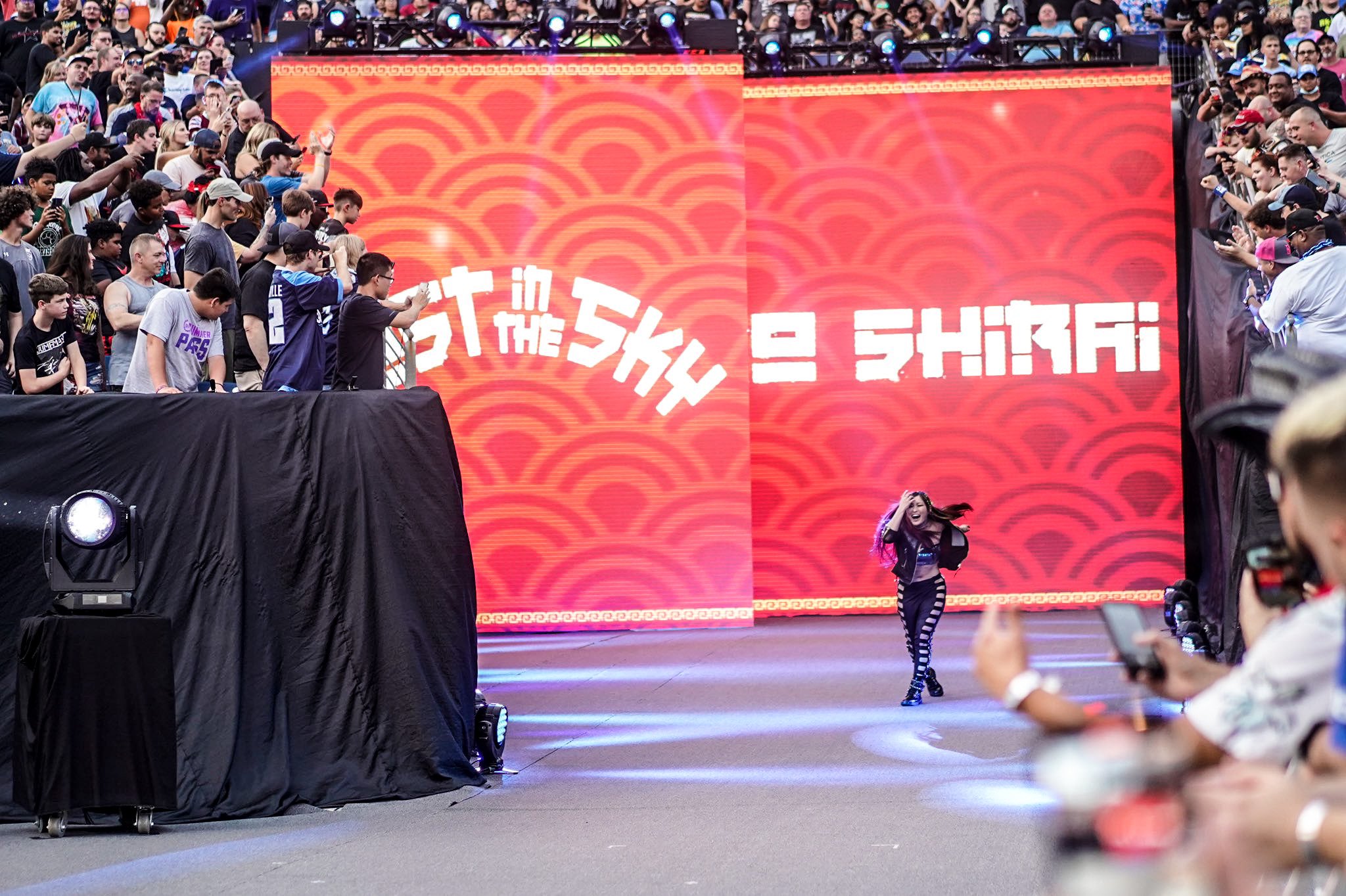 A WWE renomeou Io Shirai para IYO SKY