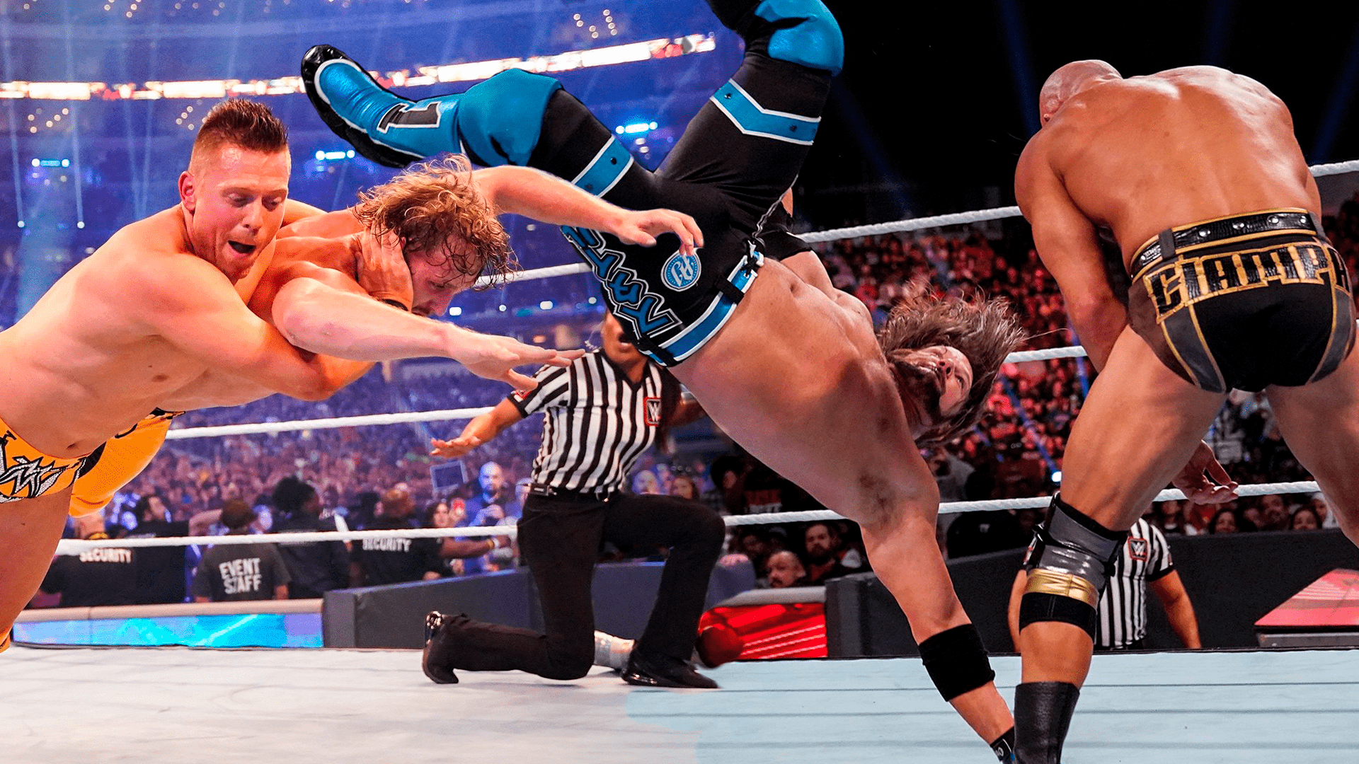 WWE em dúvida se Logan Paul lutará uma singles ou uma tag team match no SummerSlam