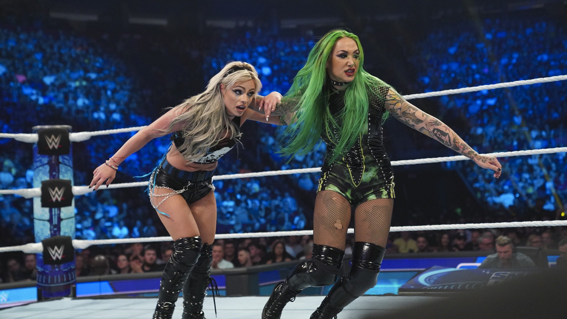 Shotzi e Liv Morgan durante o SmackDown