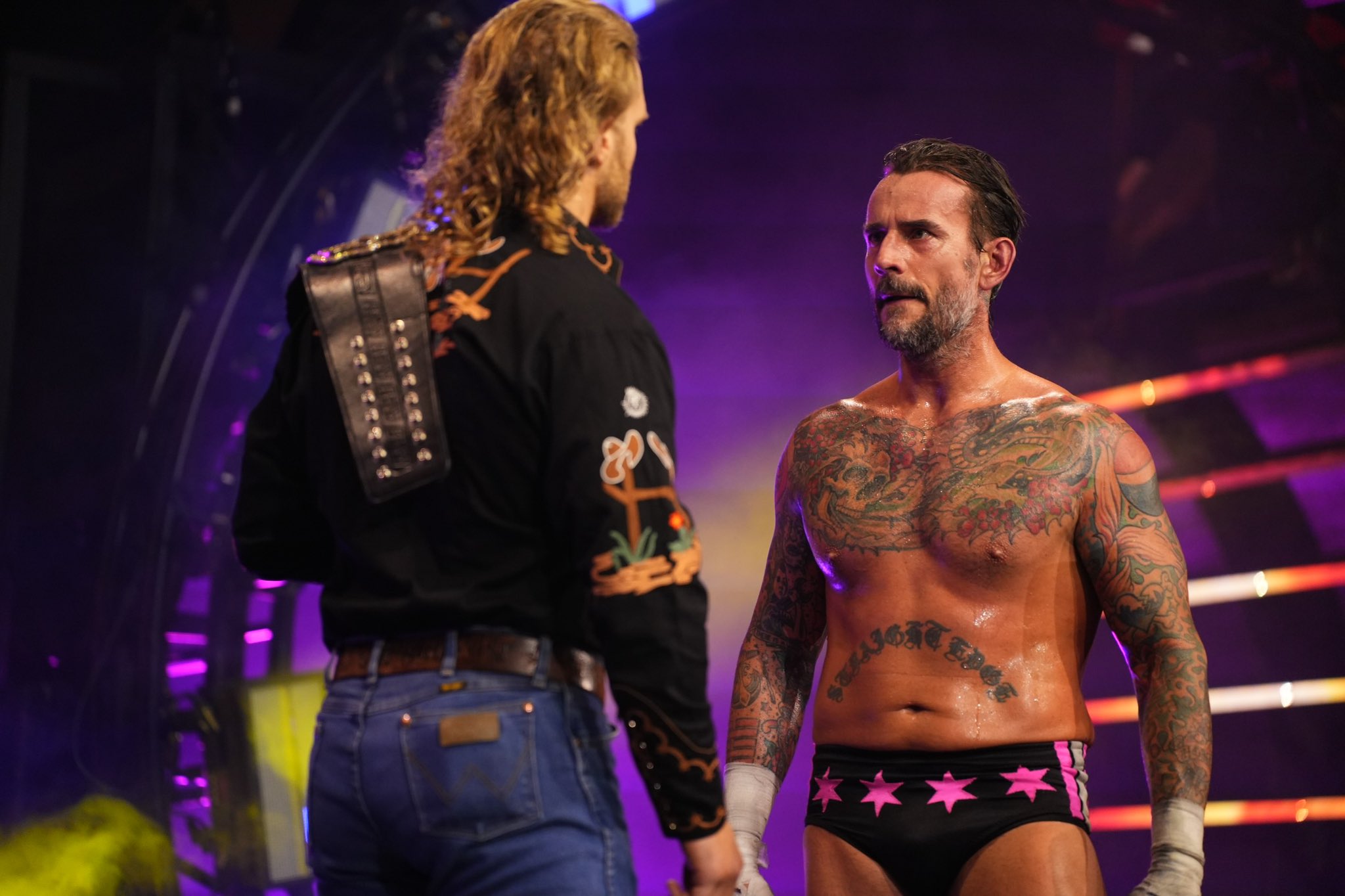 Adam Page e CM Punk estão brigados na AEW
