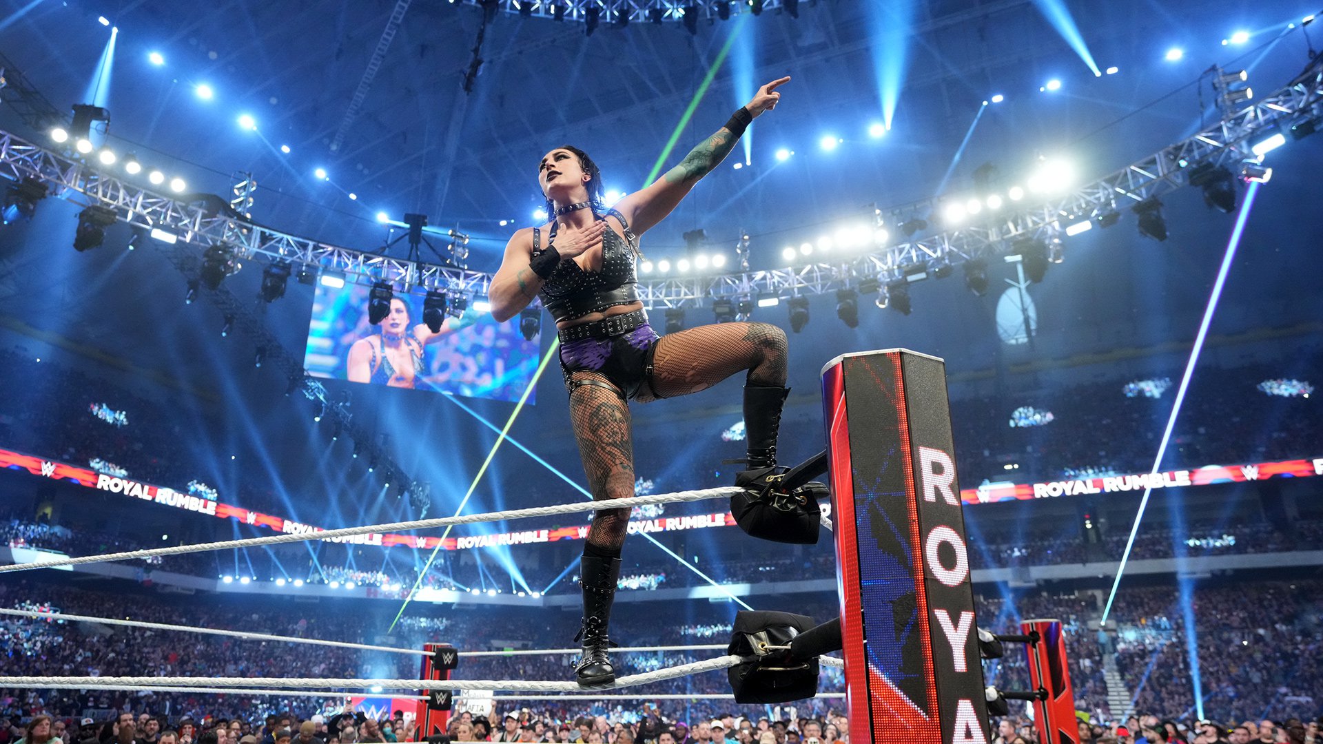 Rhea Ripley vence luta feminina do WWE Royal Rumble 2023