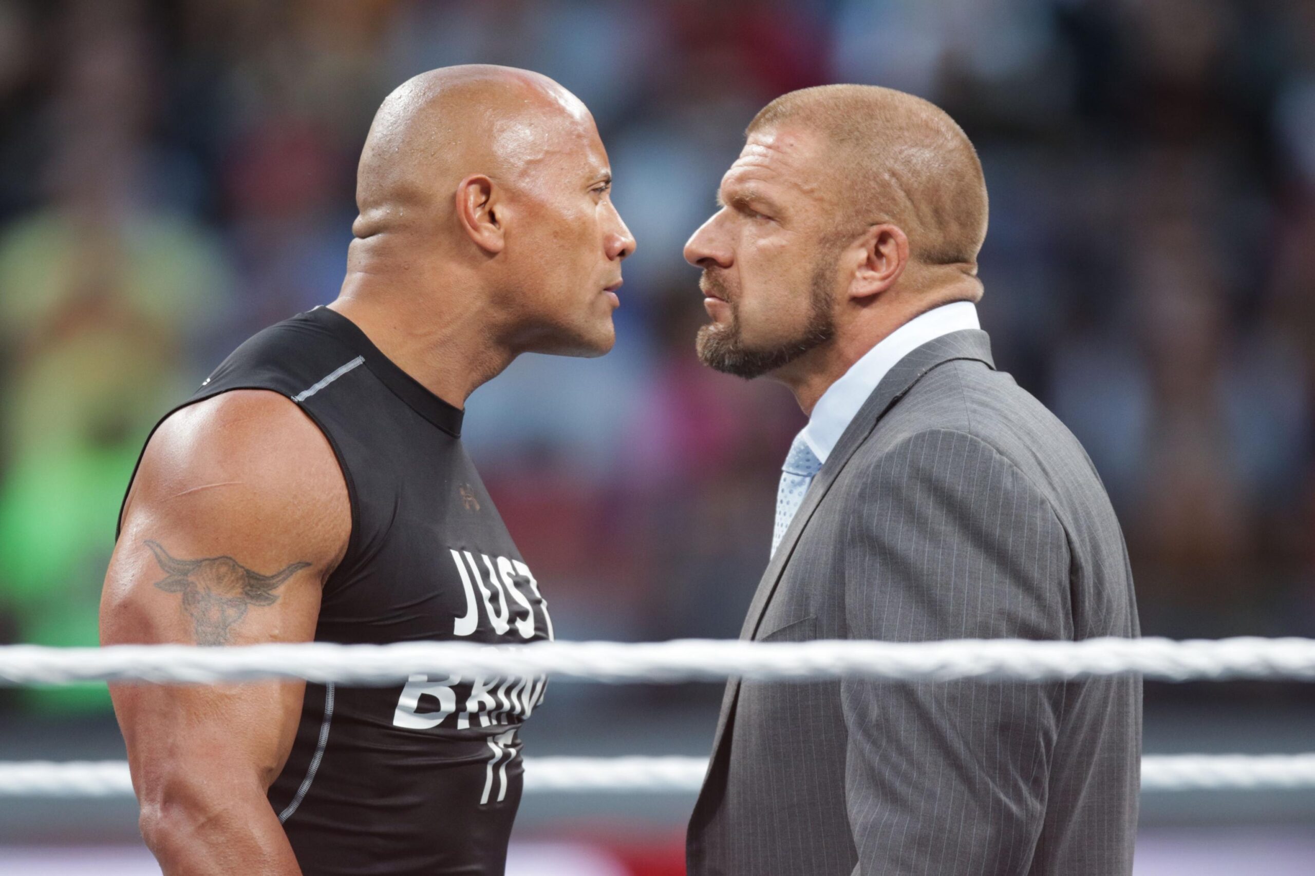 Triple H não acha que The Rock estará na Wrestlemania 39