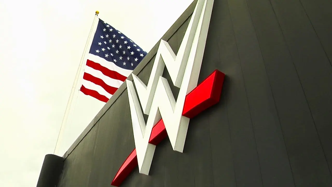 Produção da WWE está presa no Catar, afirma jornalista