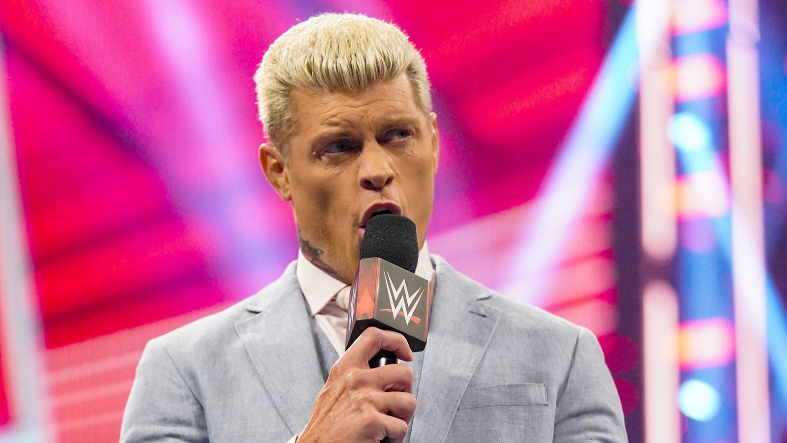 Cody Rhodes comenta sobre a rivalidade entre WWE e AEW