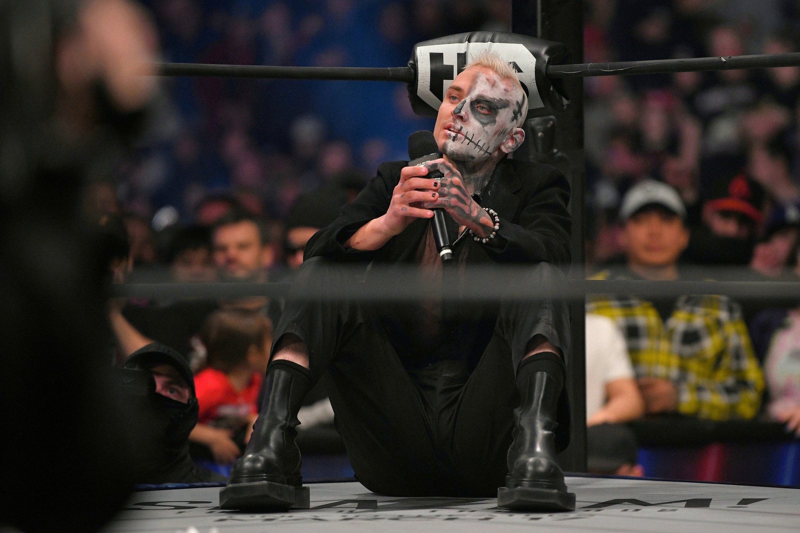 Vários talentos da AEW “não querem estar lá”