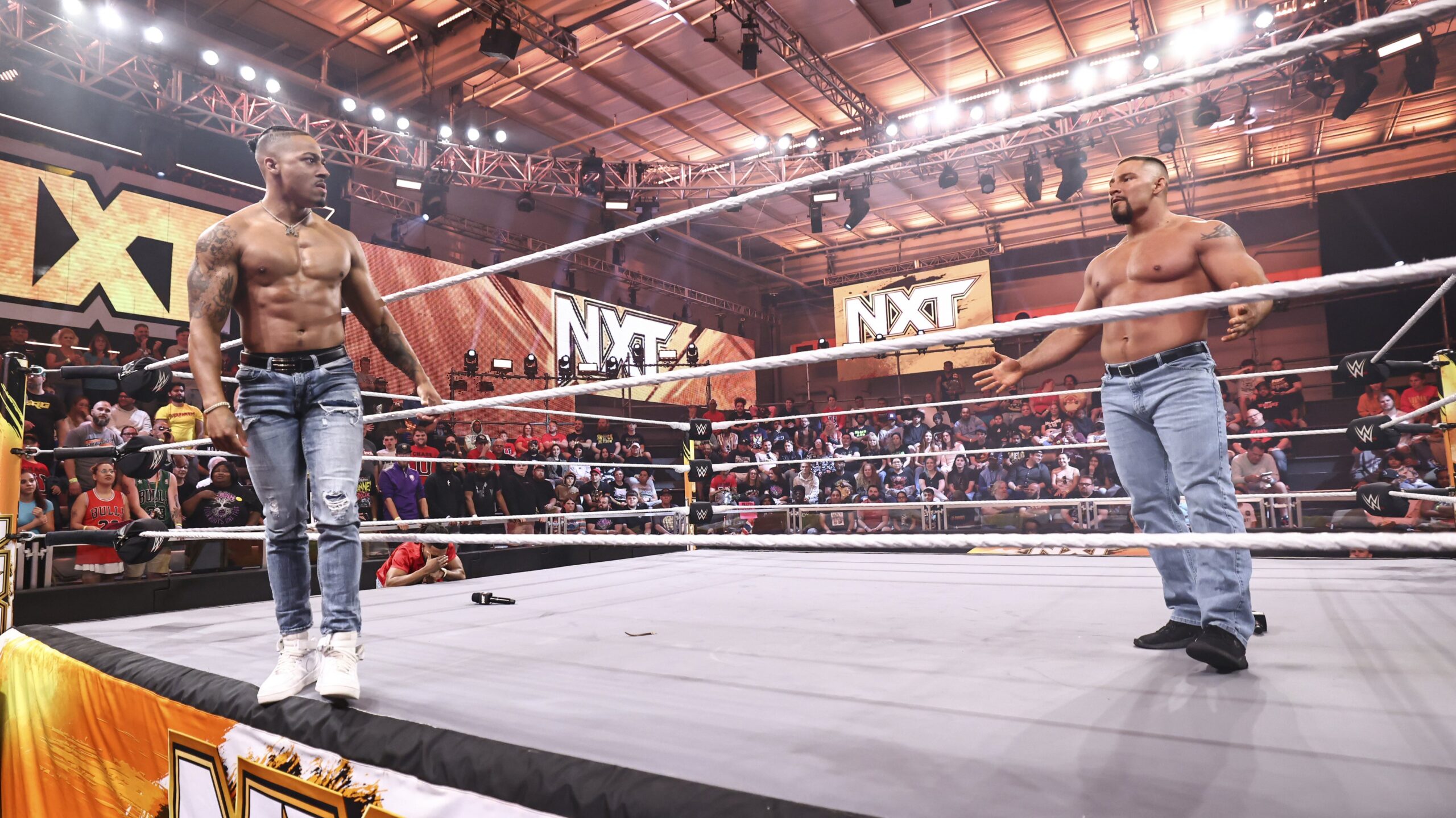 Carmelo Hayes e Bron Breakker - WWE NXT 21 03 23