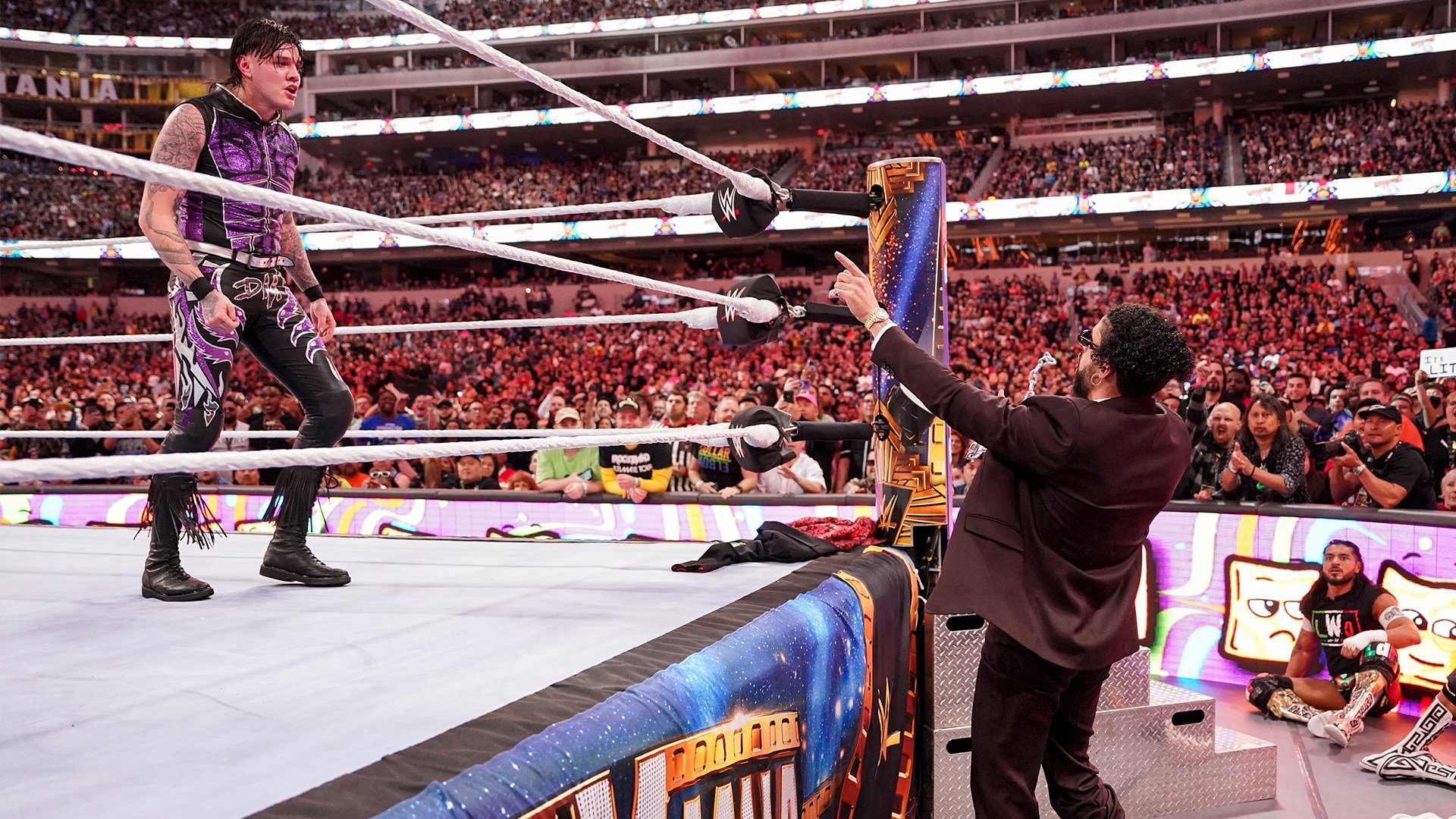 Dominik Mysterio e Bad Bunny na WWE WrestleMania 39