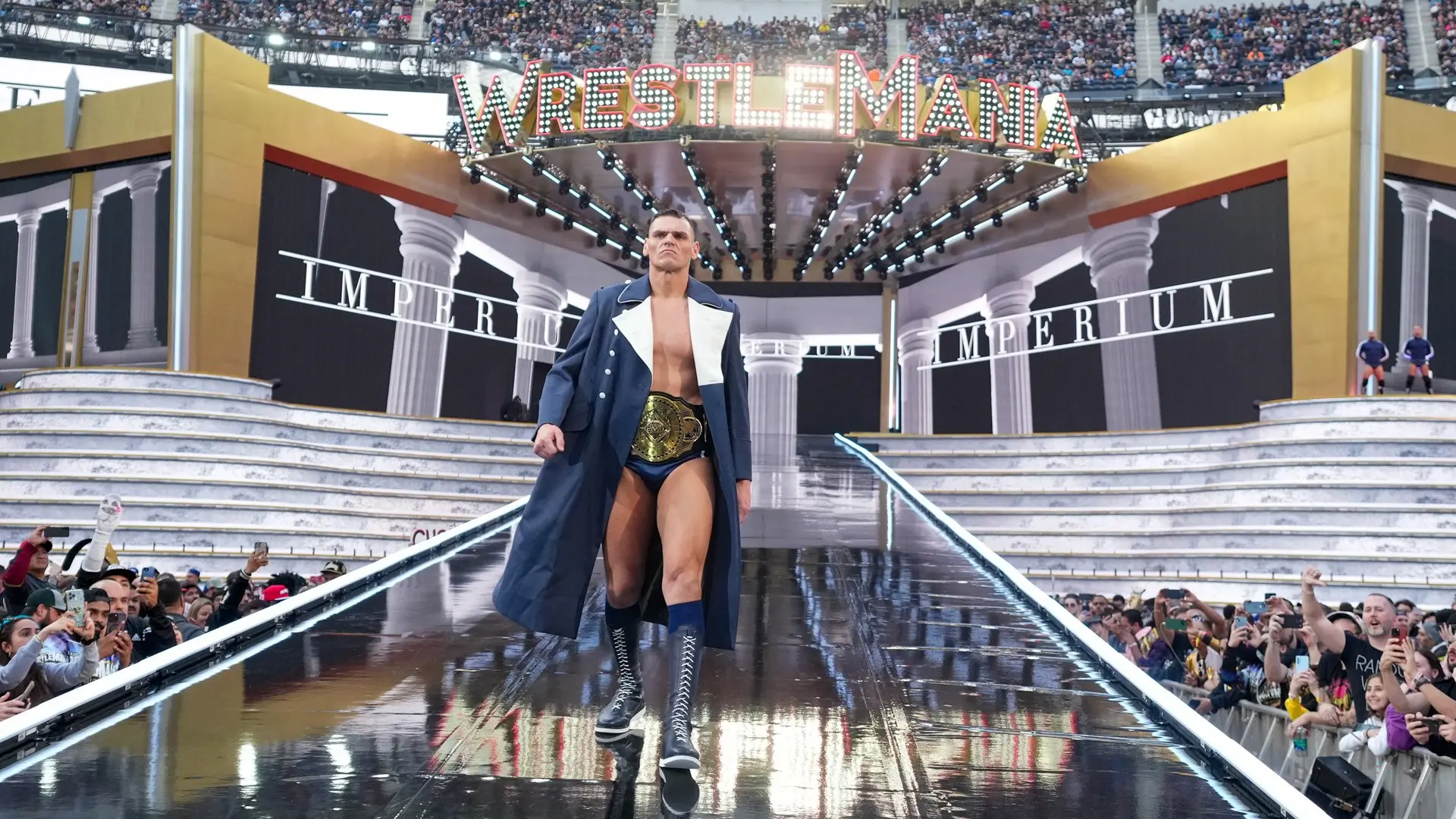 Gunther na sua entrada na WWE WrestleMania 39