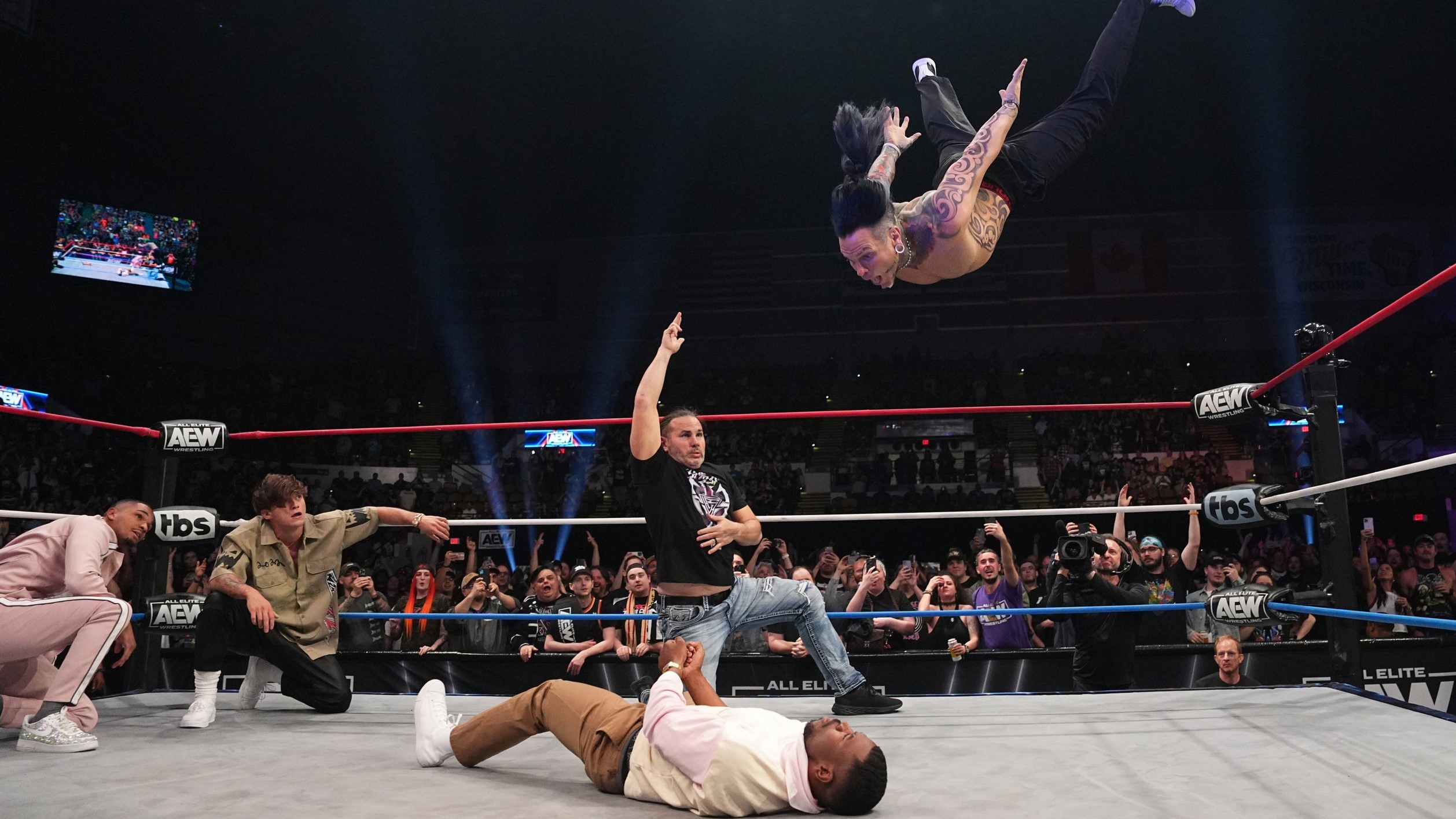 Jeff Hardy comenta retorno à AEW