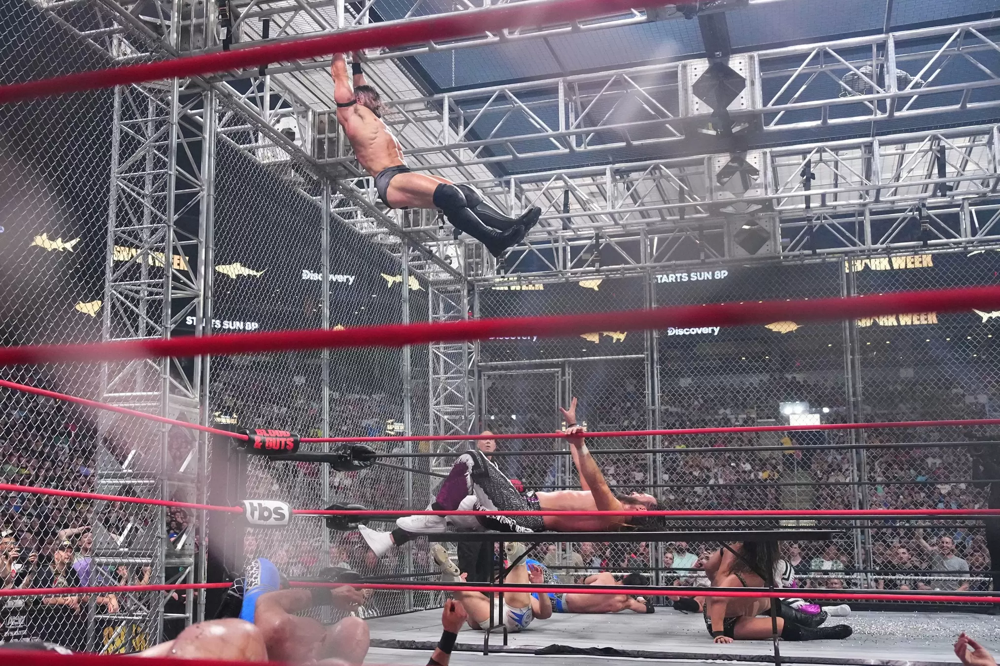 Elite vence BCC no AEW Blood & Guts 3