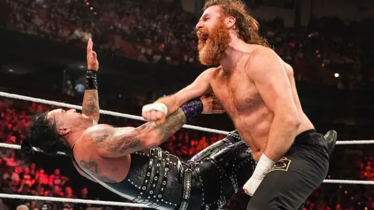 Sami Zayn e Damian Priest atingem recorde negativo no WWE Raw