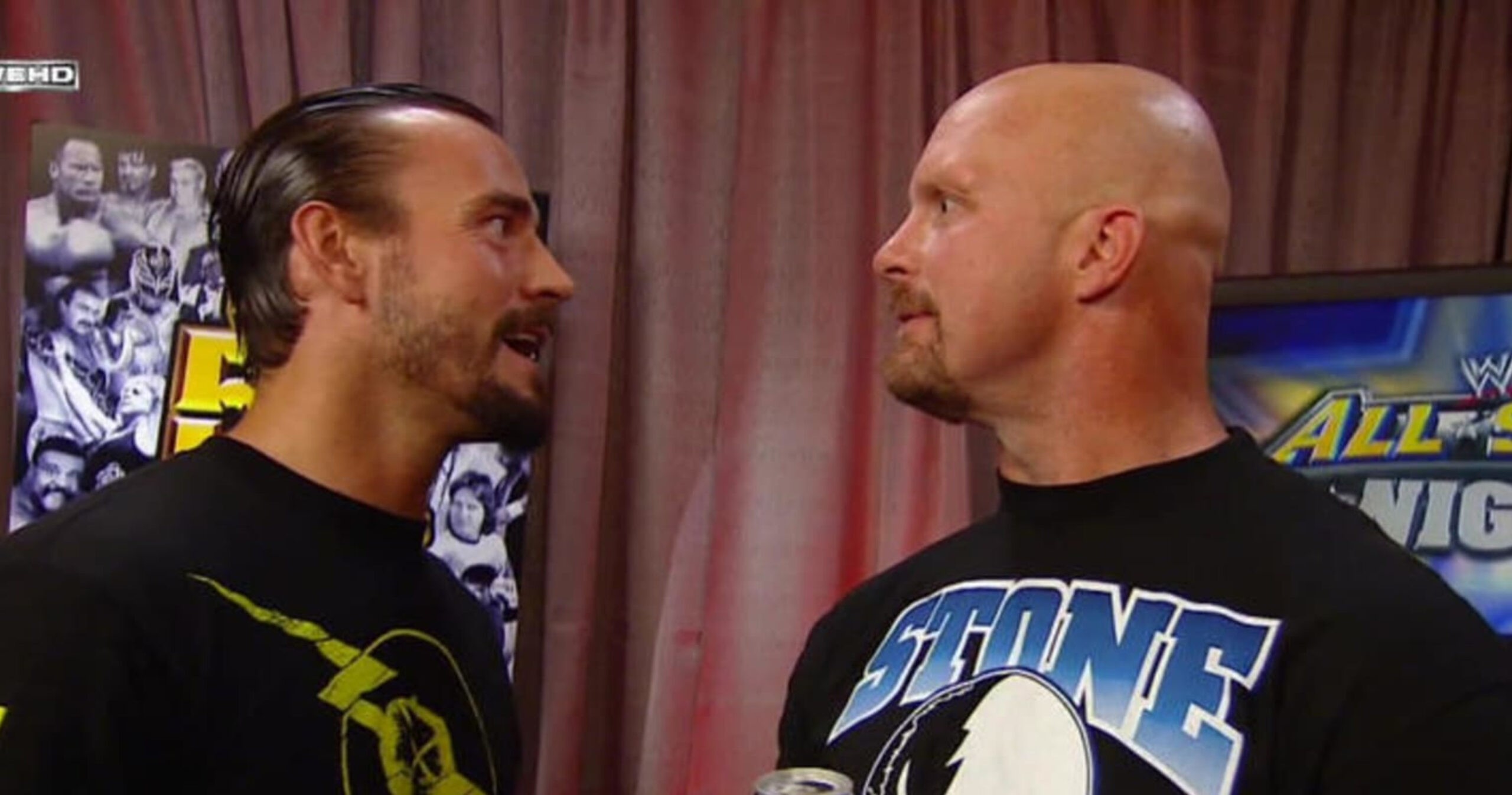 WWE 'otimista' para combate entre CM Punk e Steve Austin