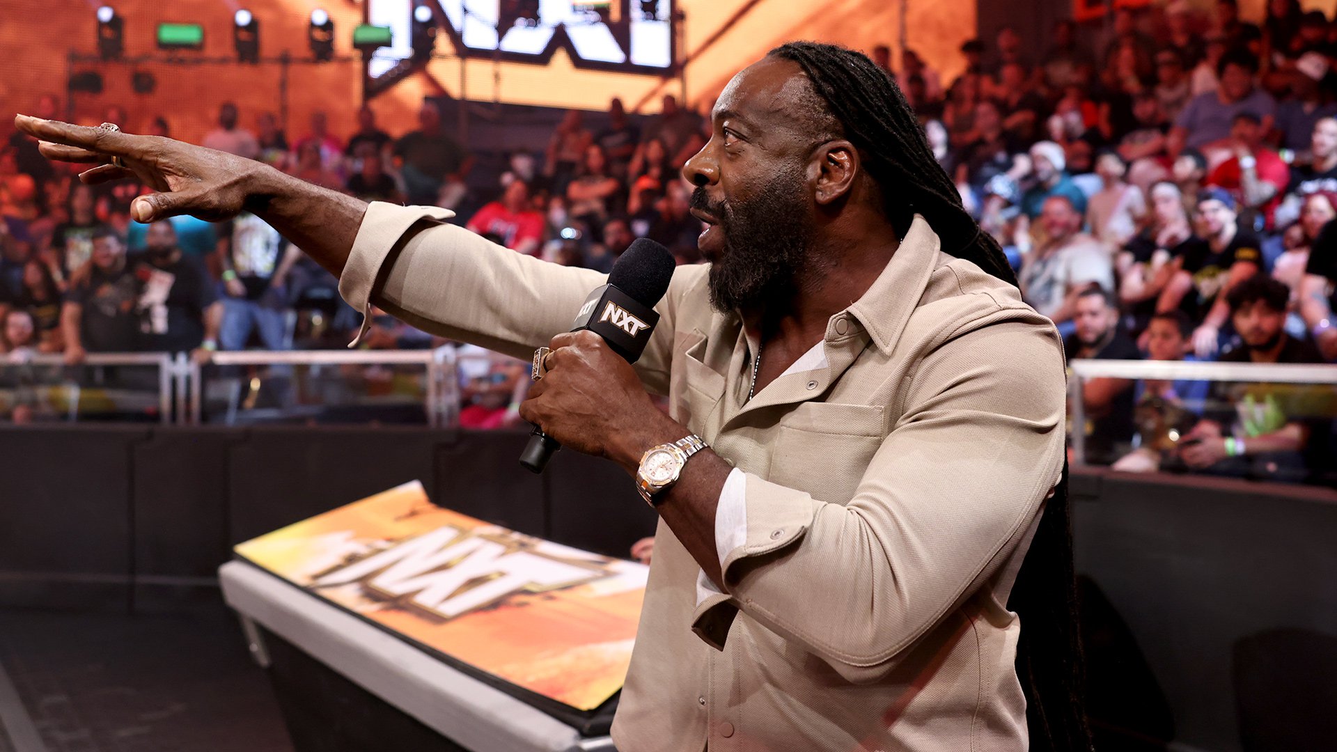 Booker T prevê nova contratação no WWE Royal Rumble 2024