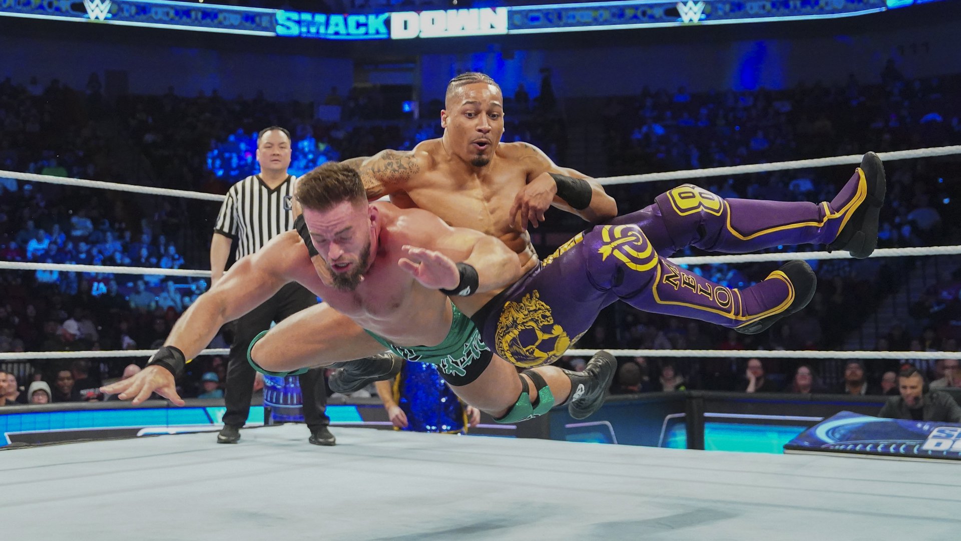 Carmelo Hayes e Austin Theory se lesionam no WWE SmackDown