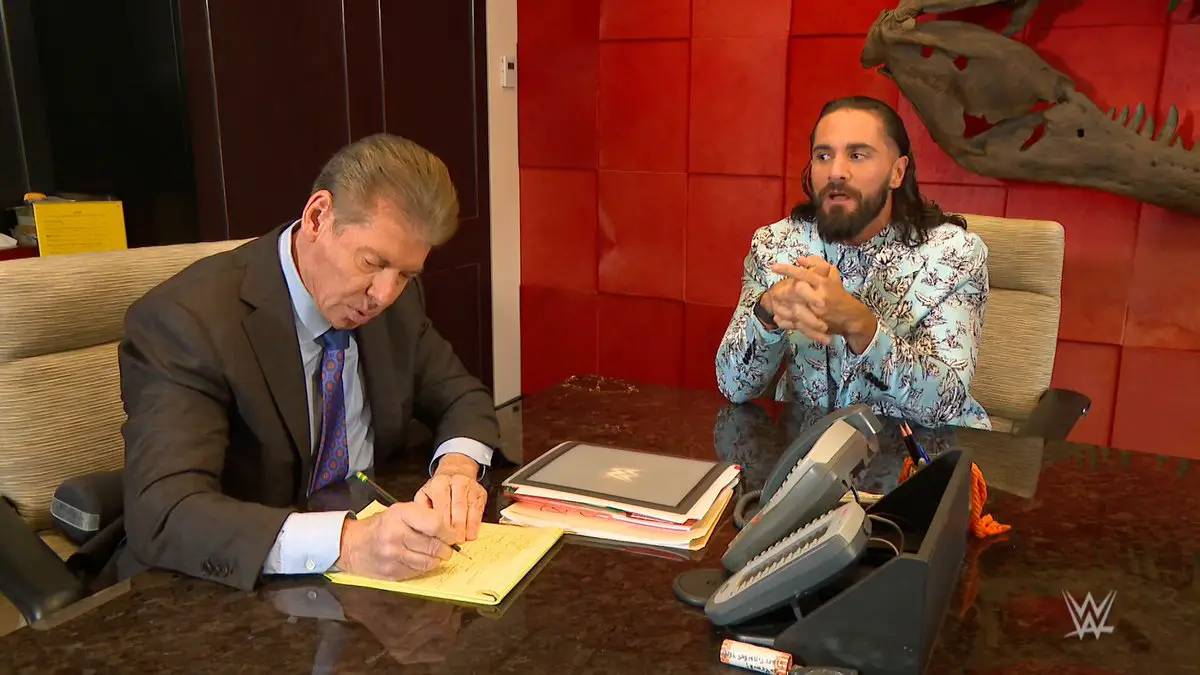 Seth Rollins revela motivo que o fez querer 'estrangular' Vince McMahon