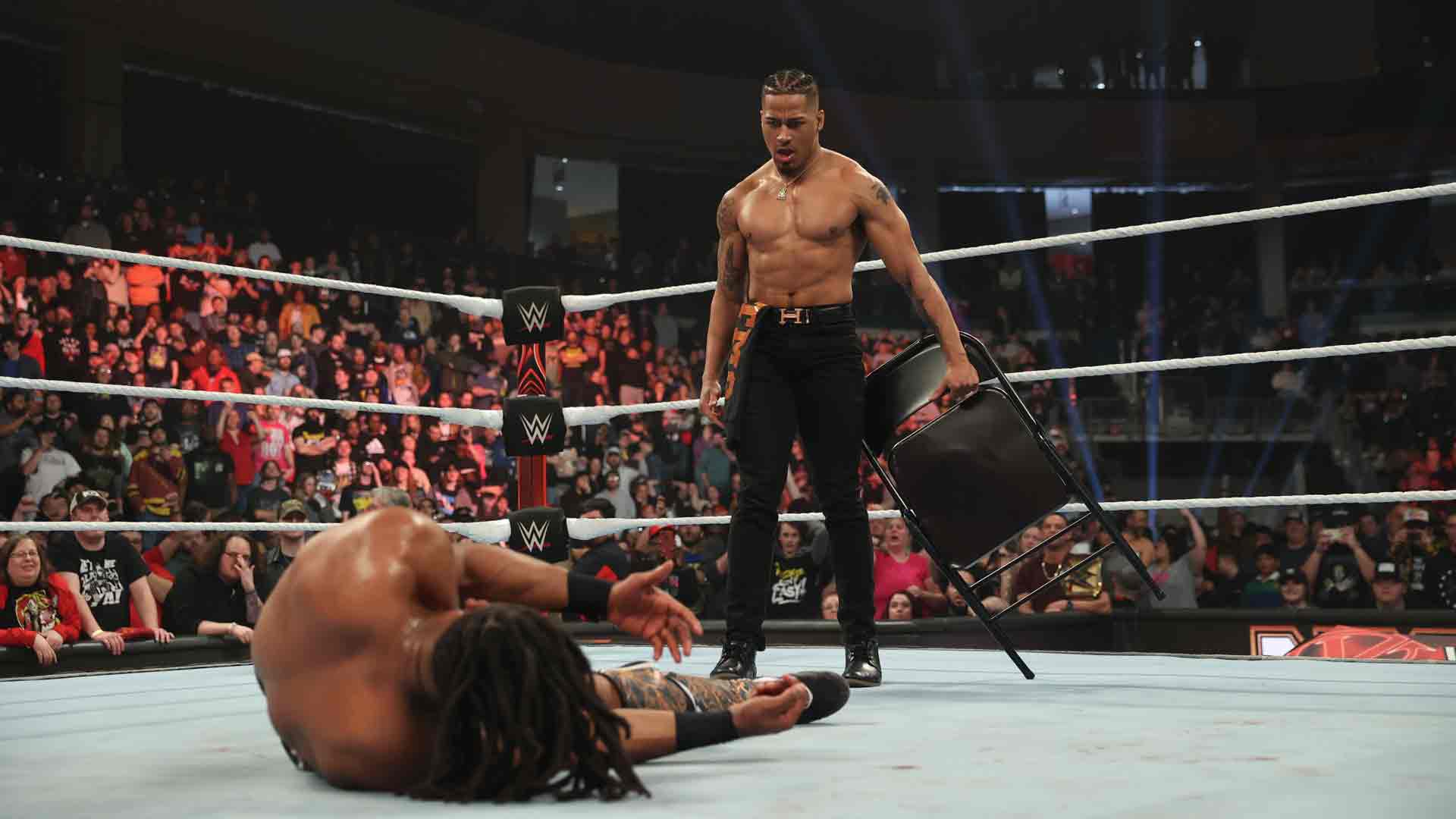 Final do WWE NXT Vengeance Day foi mantido em segredo