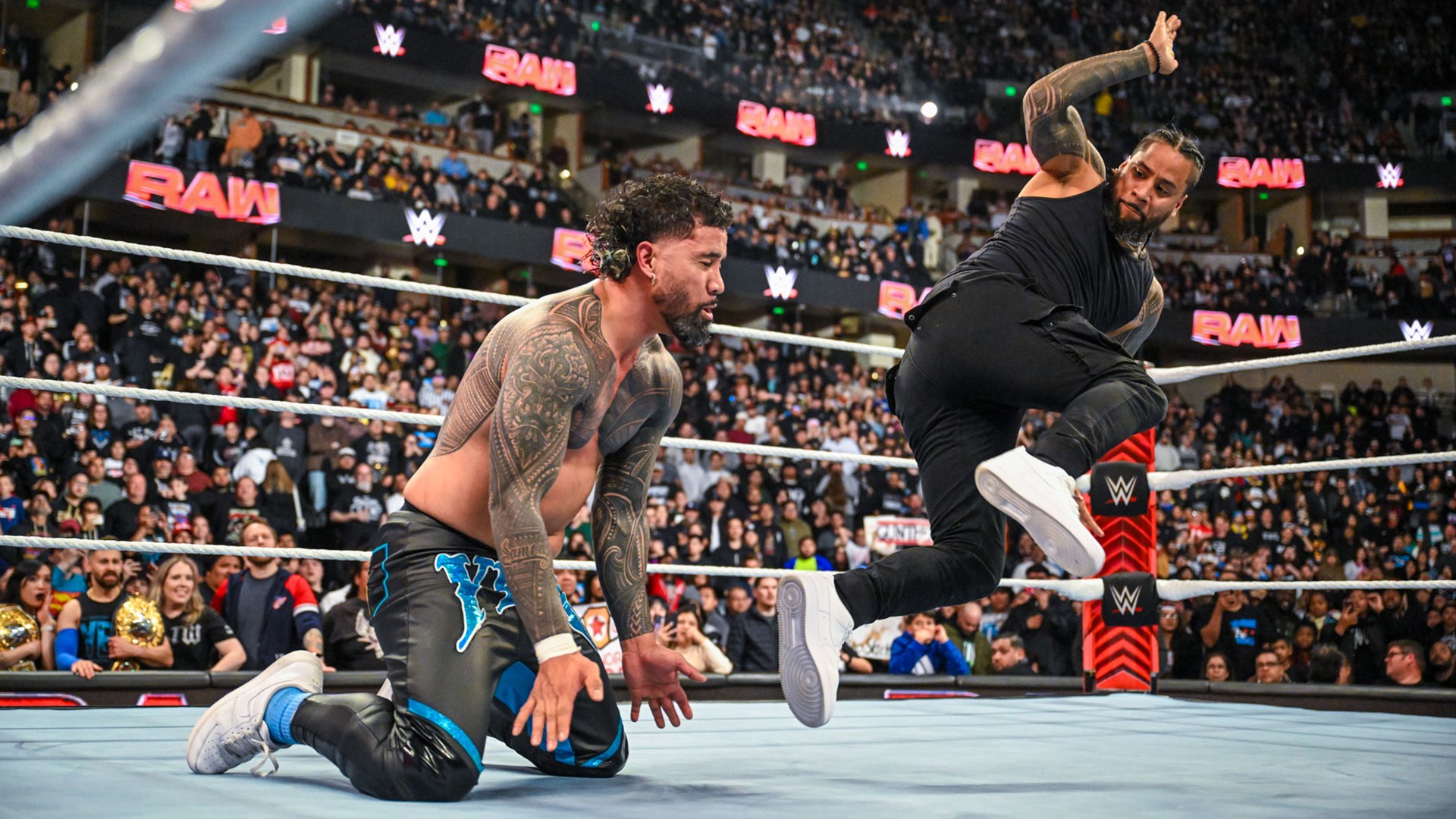 Gunther retém título contra Jey Uso no WWE Raw; Jimmy Uso interfere