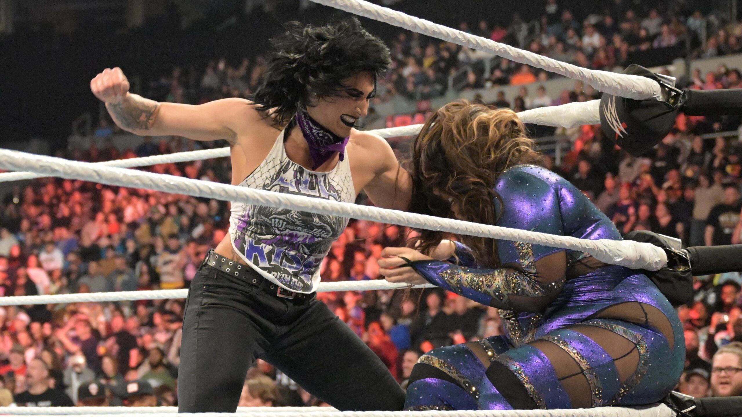 Rhea Ripley enfrentará Nia Jax no WWE Elimination Chamber
