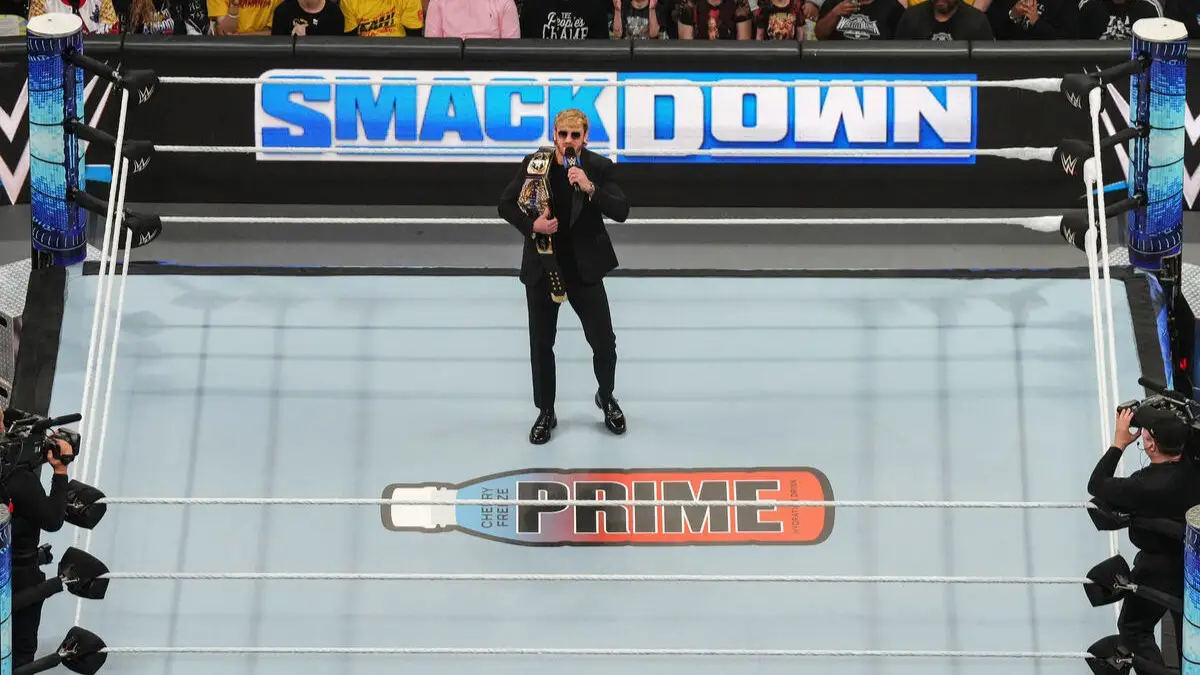 Logan Paul anuncia parceria entre WWE e Prime