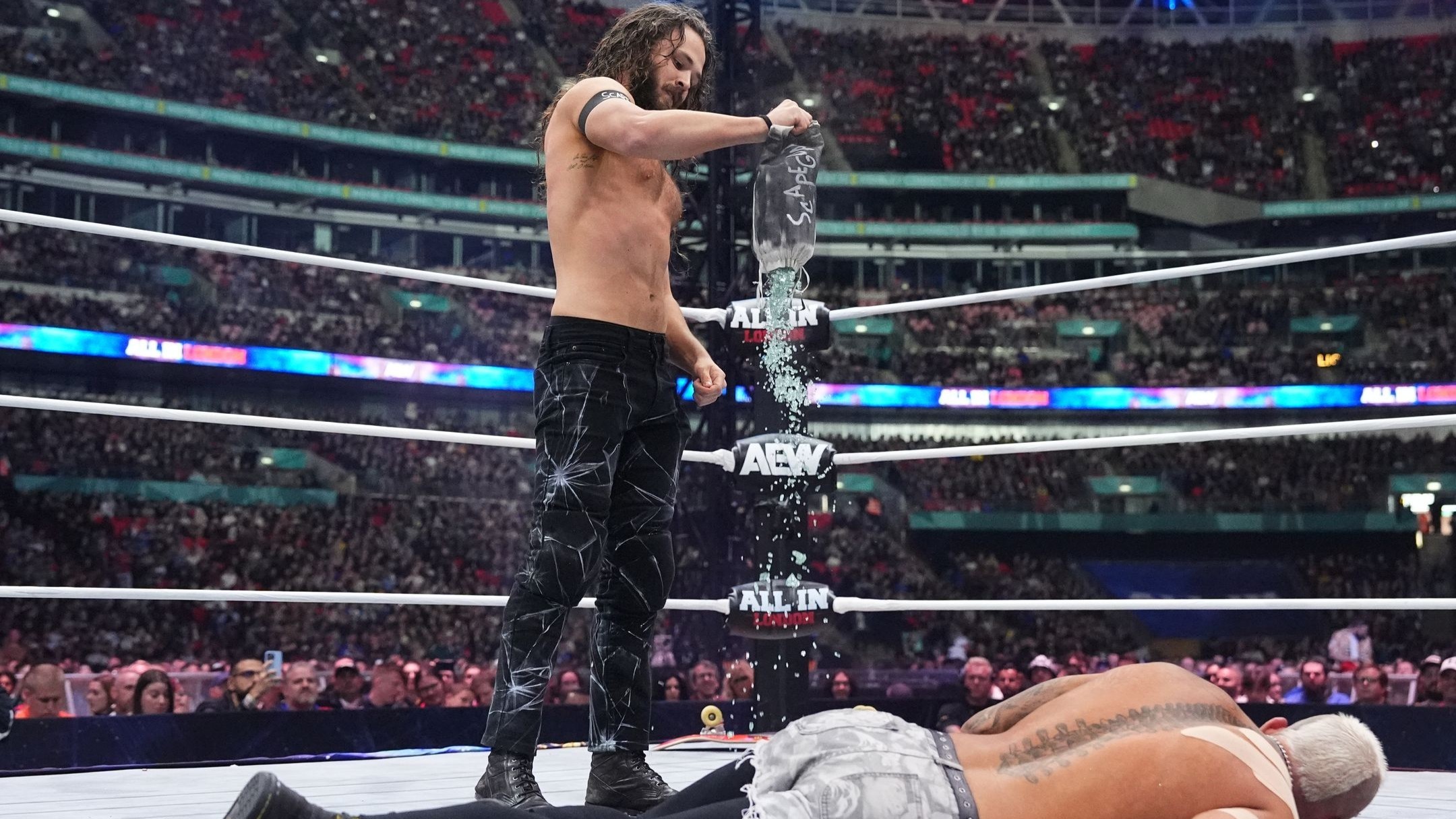 Jack Perry e Darby Allin