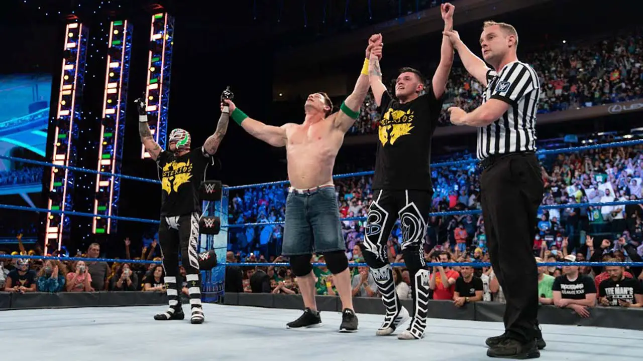 Rey Mysterio, John Cena e Dominik Mysterio
