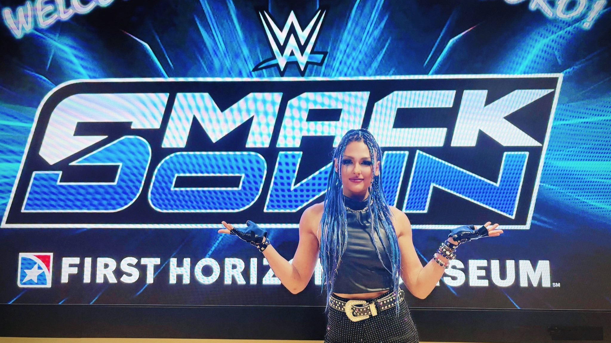 Giulia é transferida para elenco do WWE SmackDown