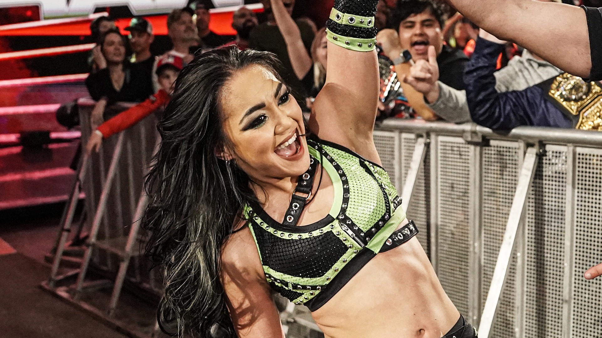 Roxanne Perez se junta ao elenco do WWE Raw