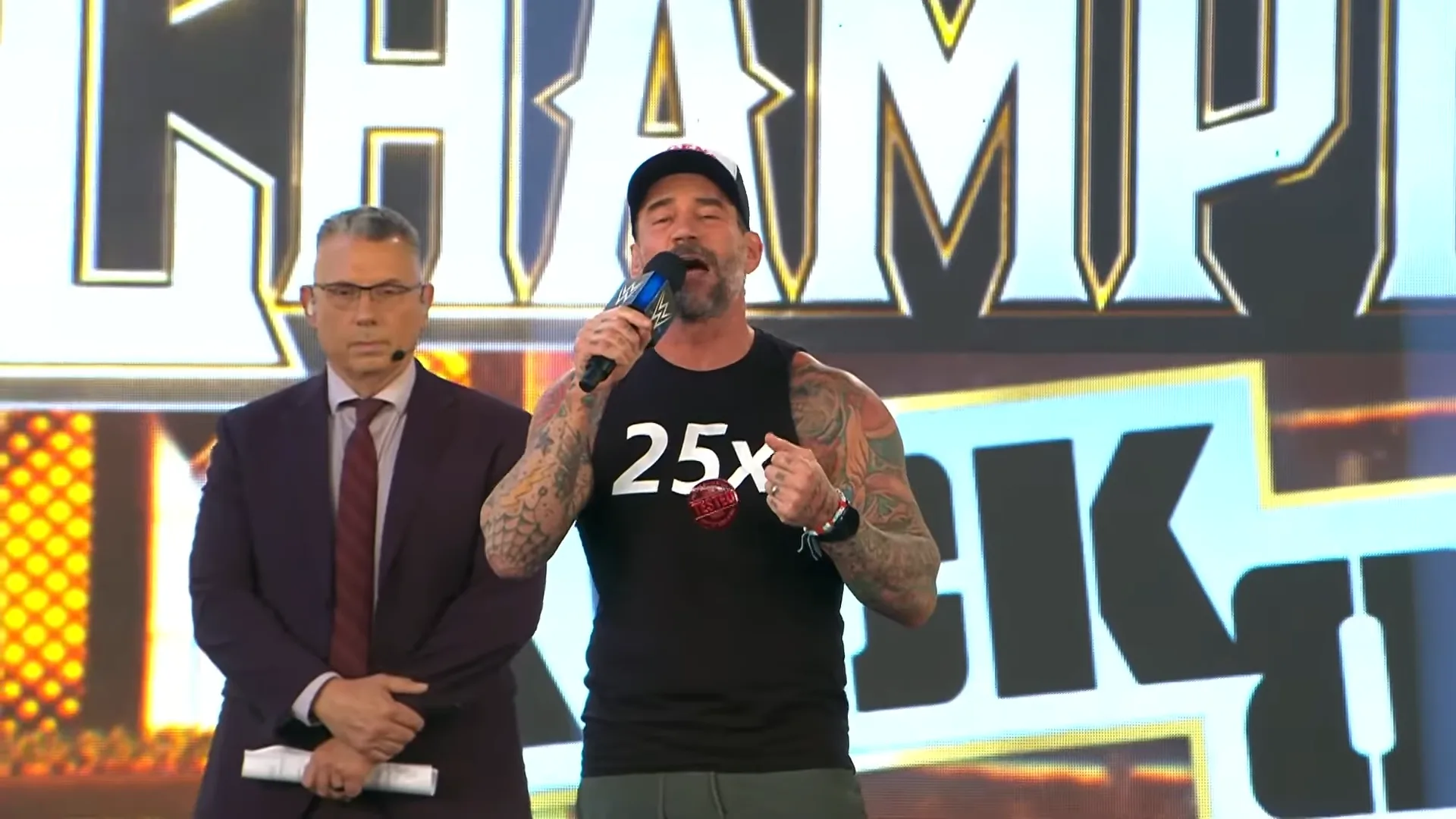 CM Punk pede desculpas ao público da Arábia Saudita