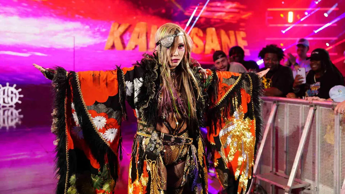WWE isenta Kairi Sane por lesão de Liv Morgan no RAW