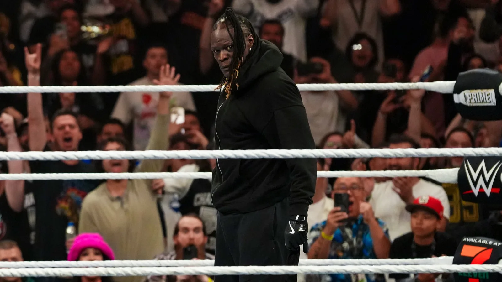 R-Truth revela se foi realmente demitido pela WWE