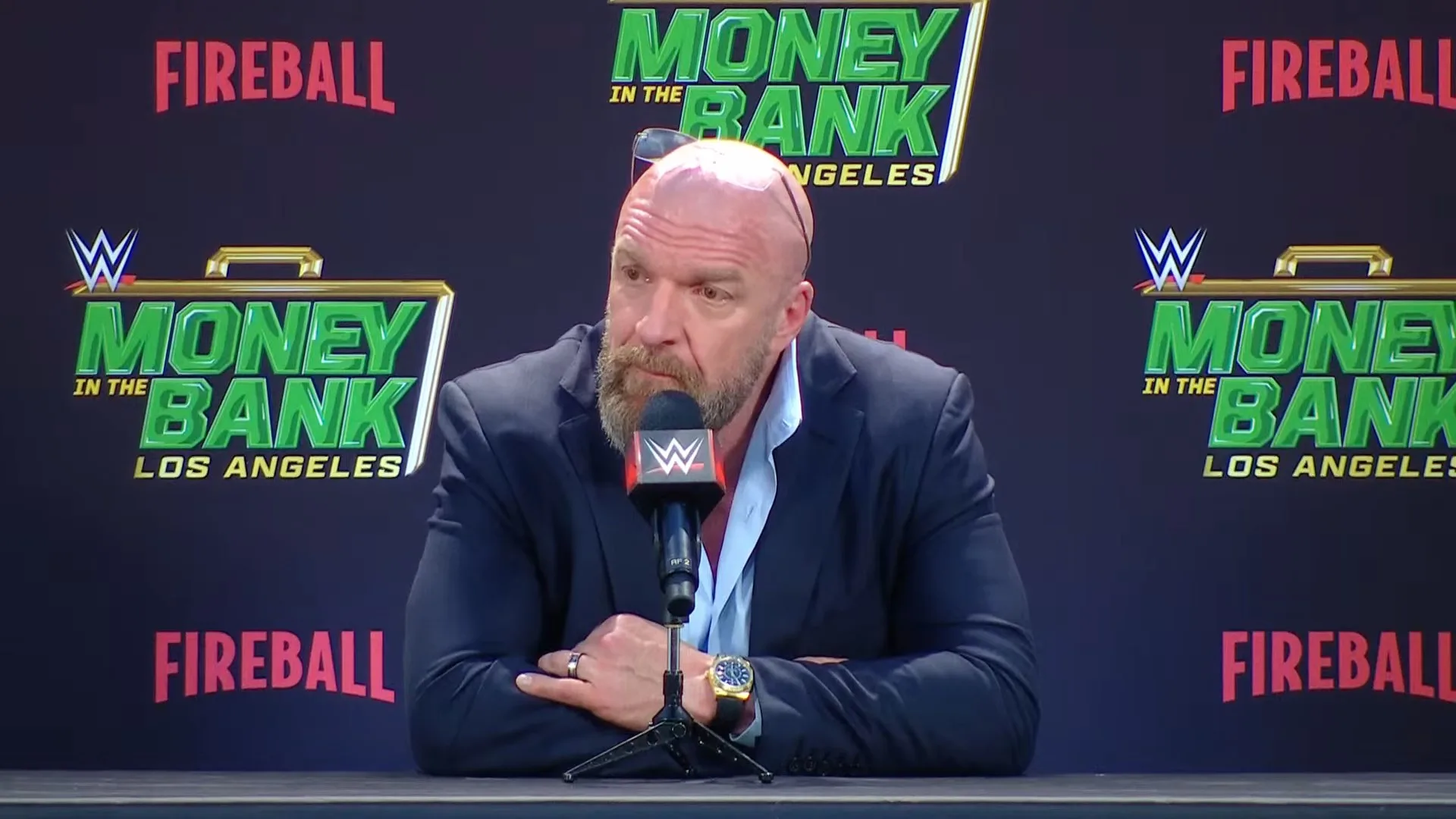 Triple H incomodado com retorno de R-Truth à WWE