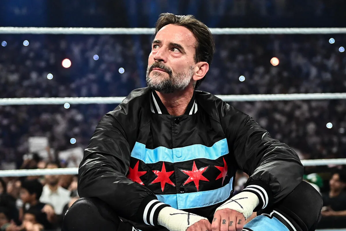 Ex-astro da WWE defende CM Punk após pedidos de desculpas na Arábia Saudita