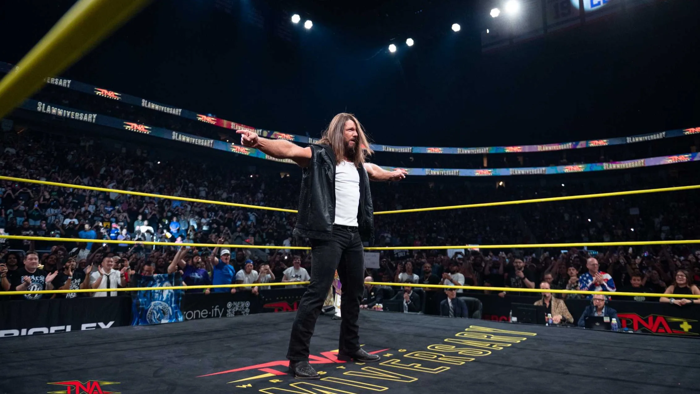 AJ Styles fala sobre retorno à TNA e possibilidade de nova luta