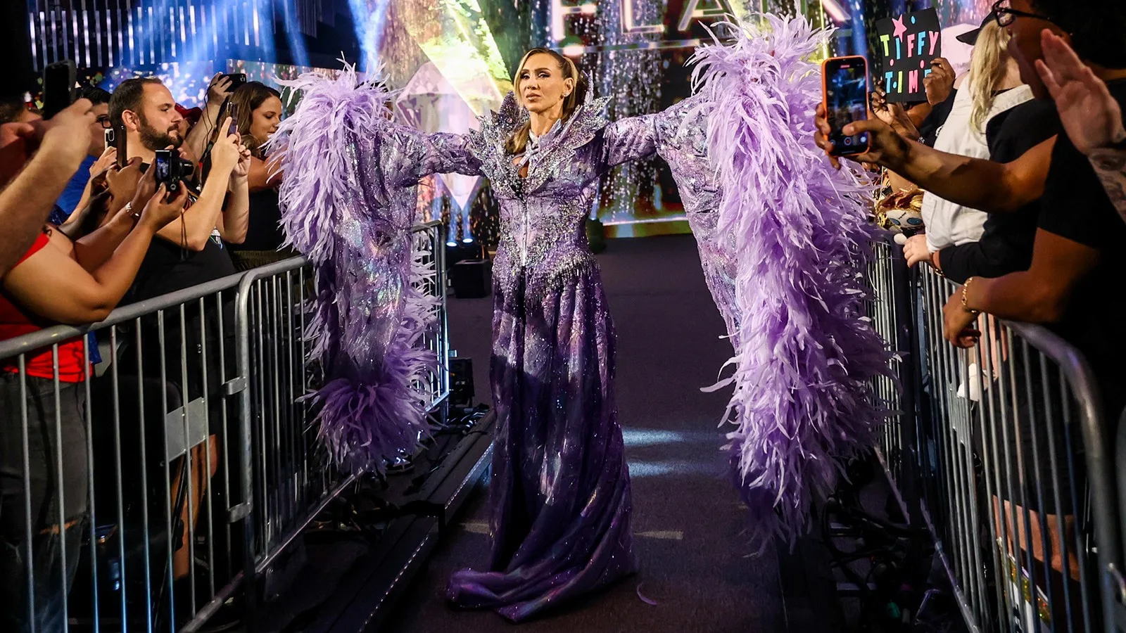 Avó de Charlotte Flair, aos 93, marca presença no WWE Evolution 2