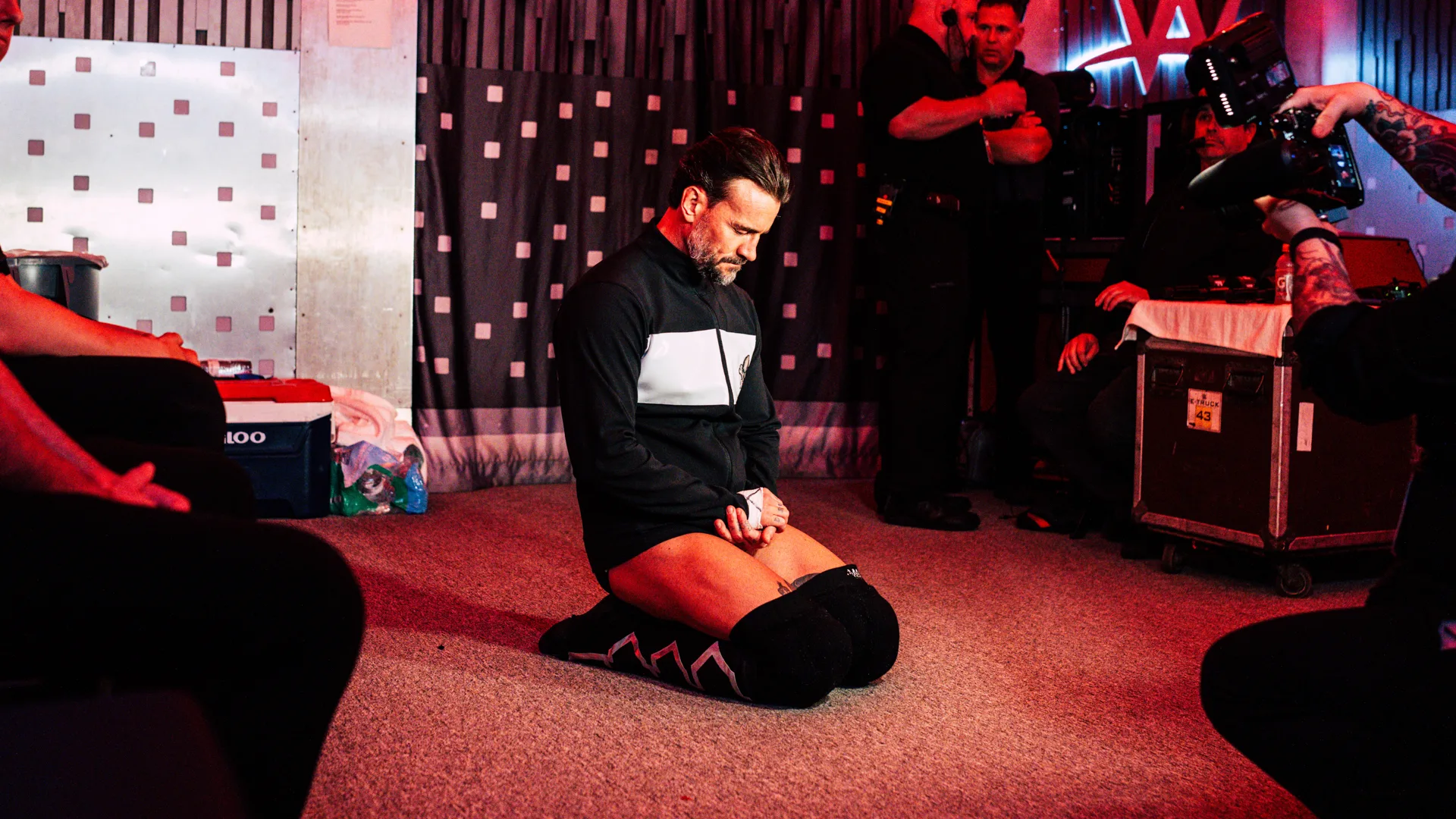 CM Punk revela opinião sobre documentário da WWE