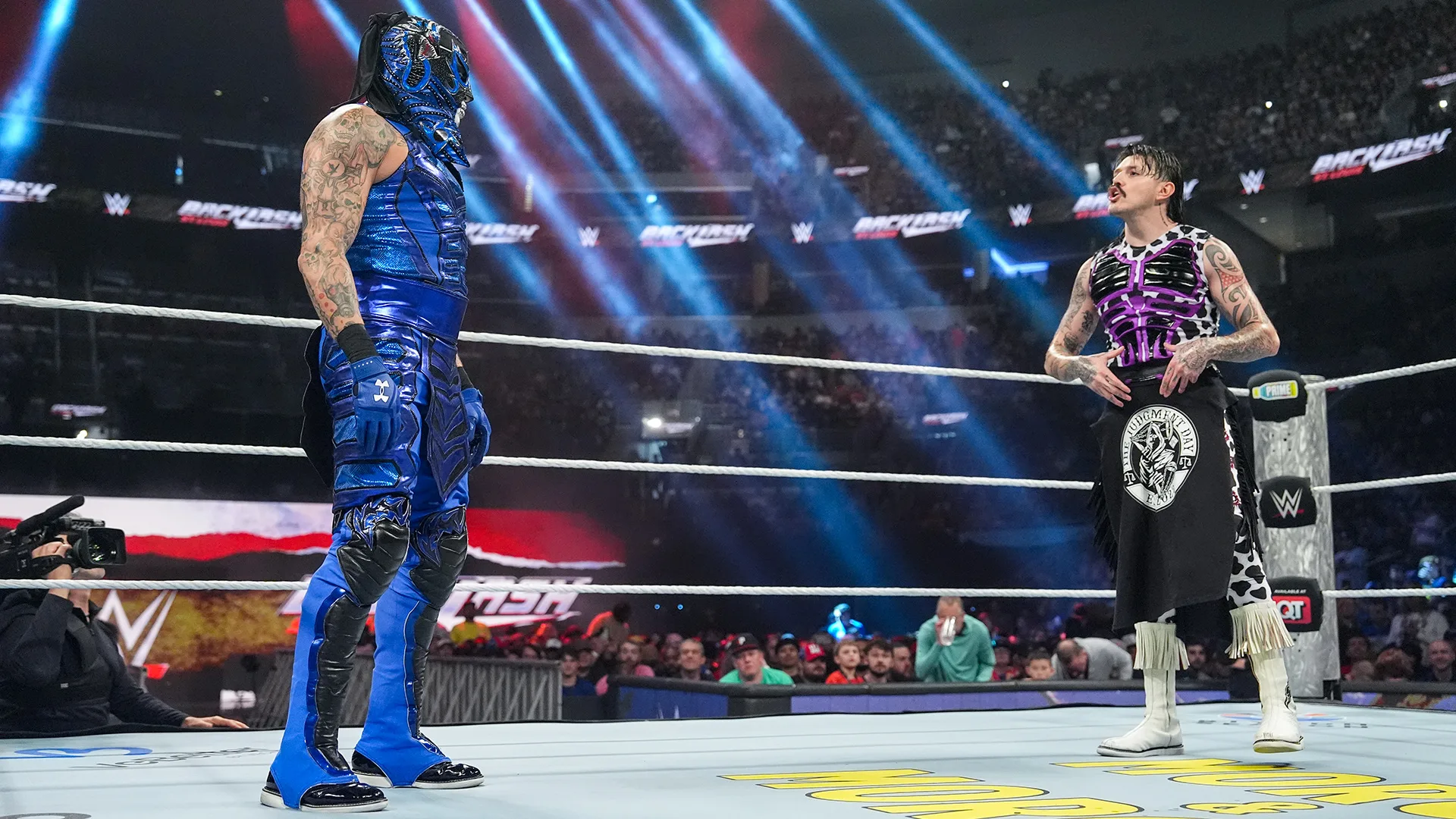 Penta perde a linha com Dominik Mysterio em entrevista
