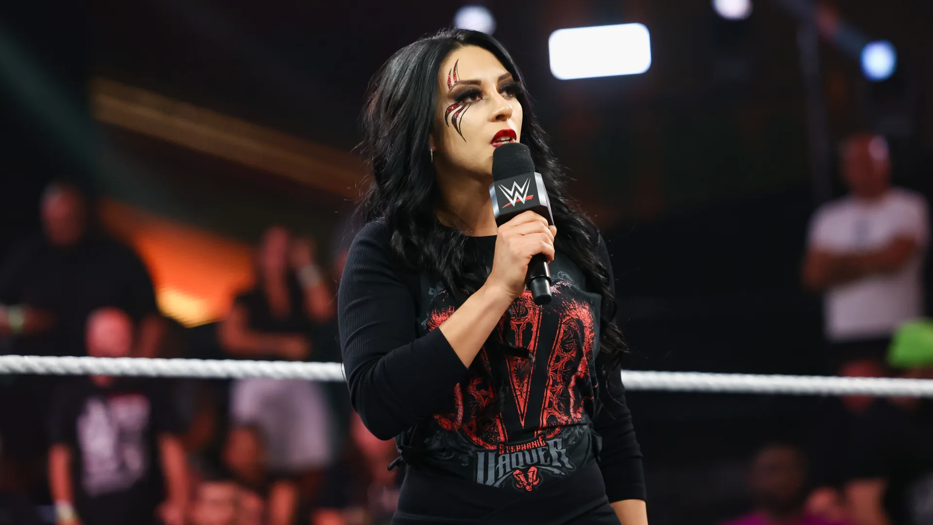Stephanie Vaquer retorna ao WWE NXT com anúncio para o Evolution 2025