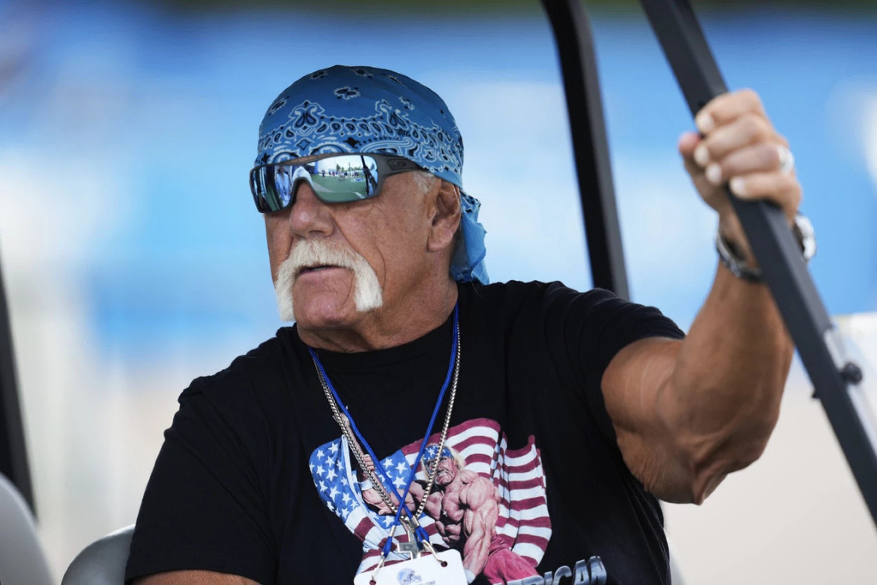 Estrelas da AEW e da WWE comparecem ao funeral de Hulk Hogan