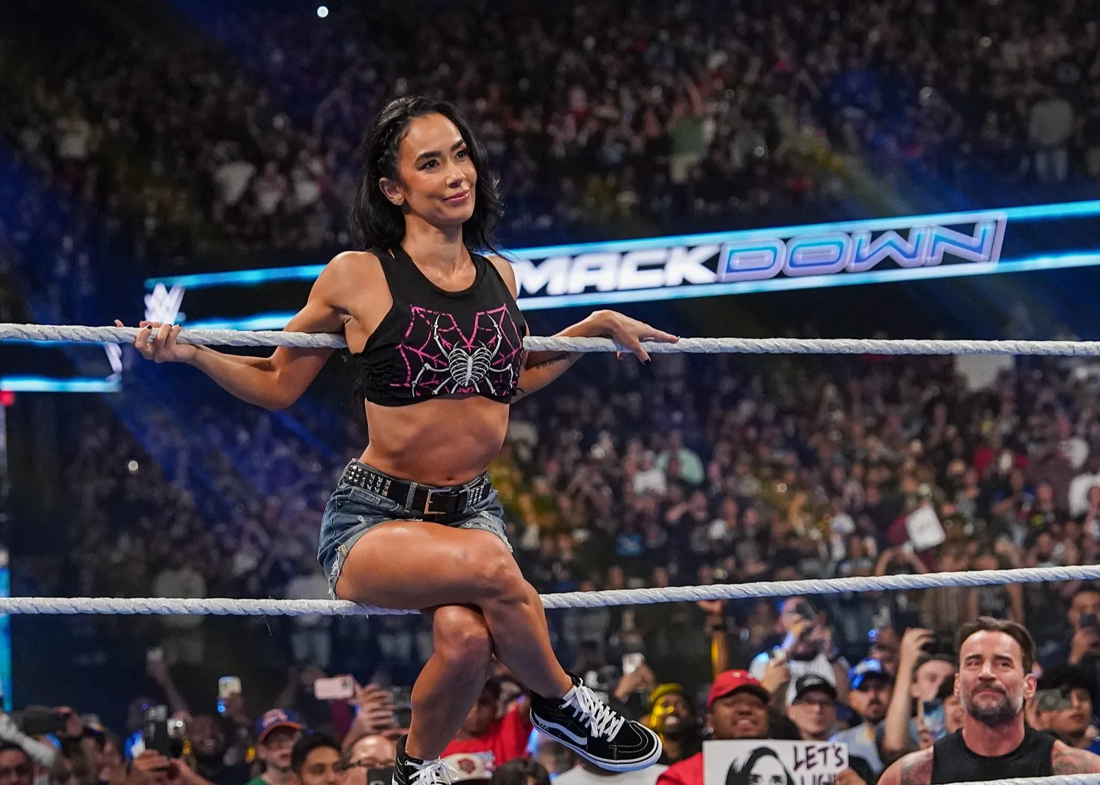AJ Lee retorna à WWE no SmackDown após 10 anos