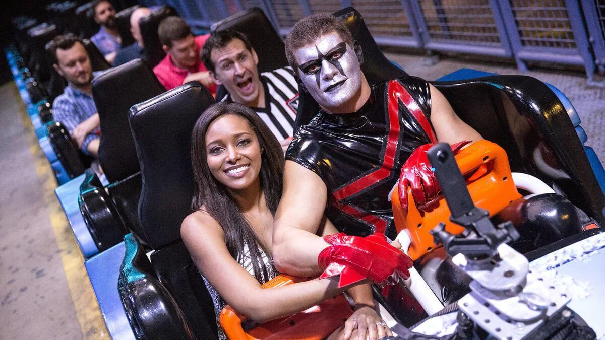 Brandi Rhodes defende o personagem Stardust de Cody Rhodes