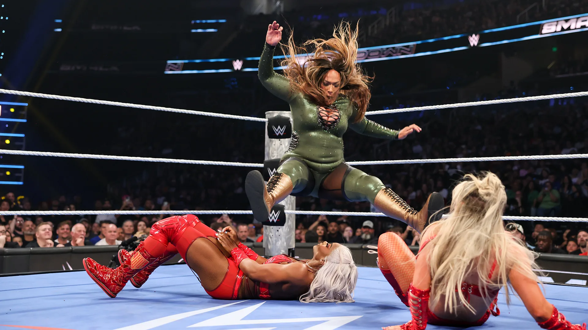 Chelsea Green defende Nia Jax após final controverso no SmackDown