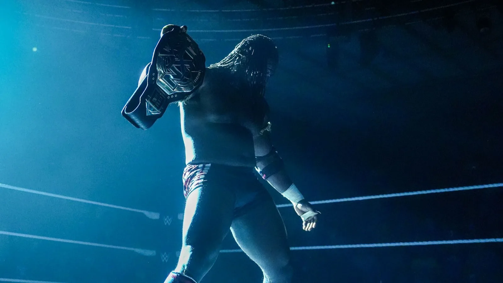 Oba Femi retém título do NXT e deixa vago em seguida