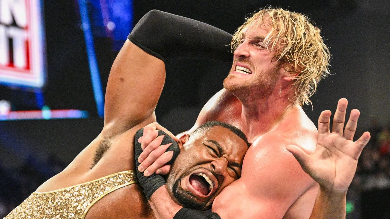 Logan Paul lesiona tríceps e ficará afastado da WWE